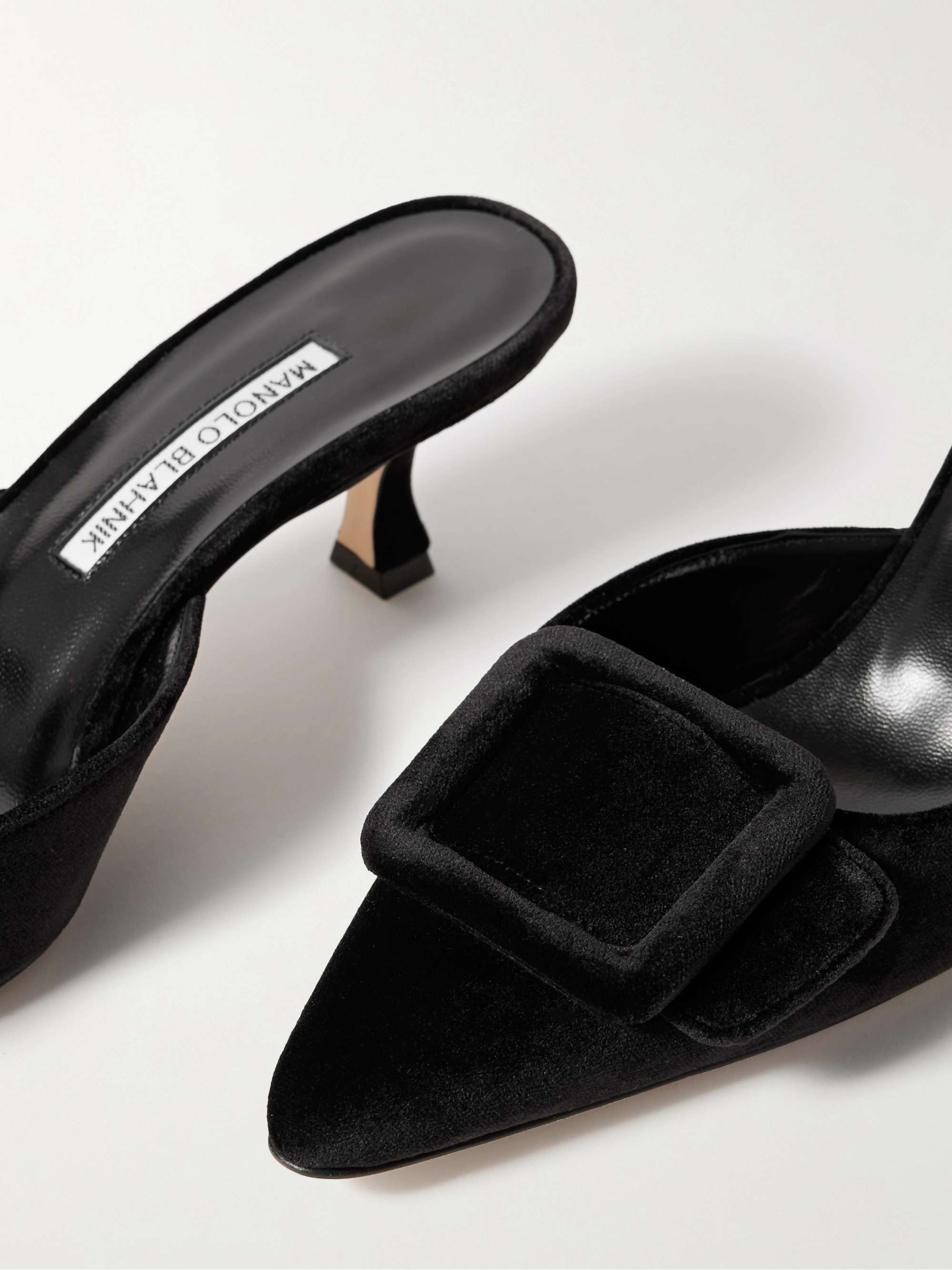MANOLO BLAHNIK 