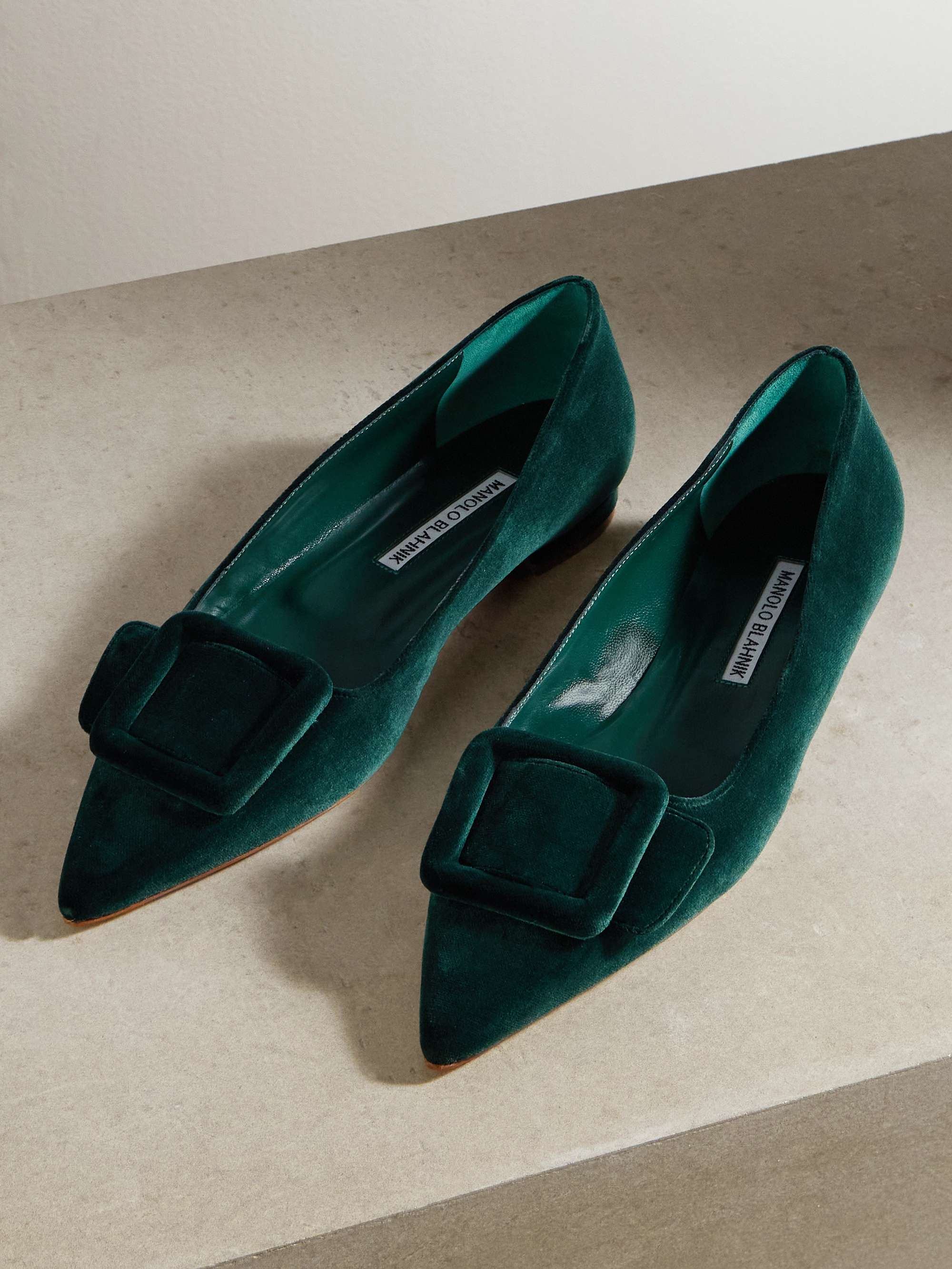 MANOLO BLAHNIK 