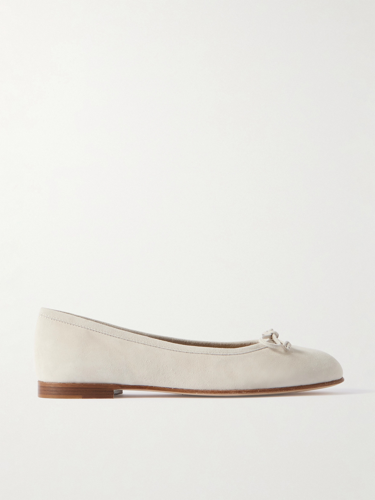 Manolo Blahnik Veralli Bow Ballet Flat In Cream