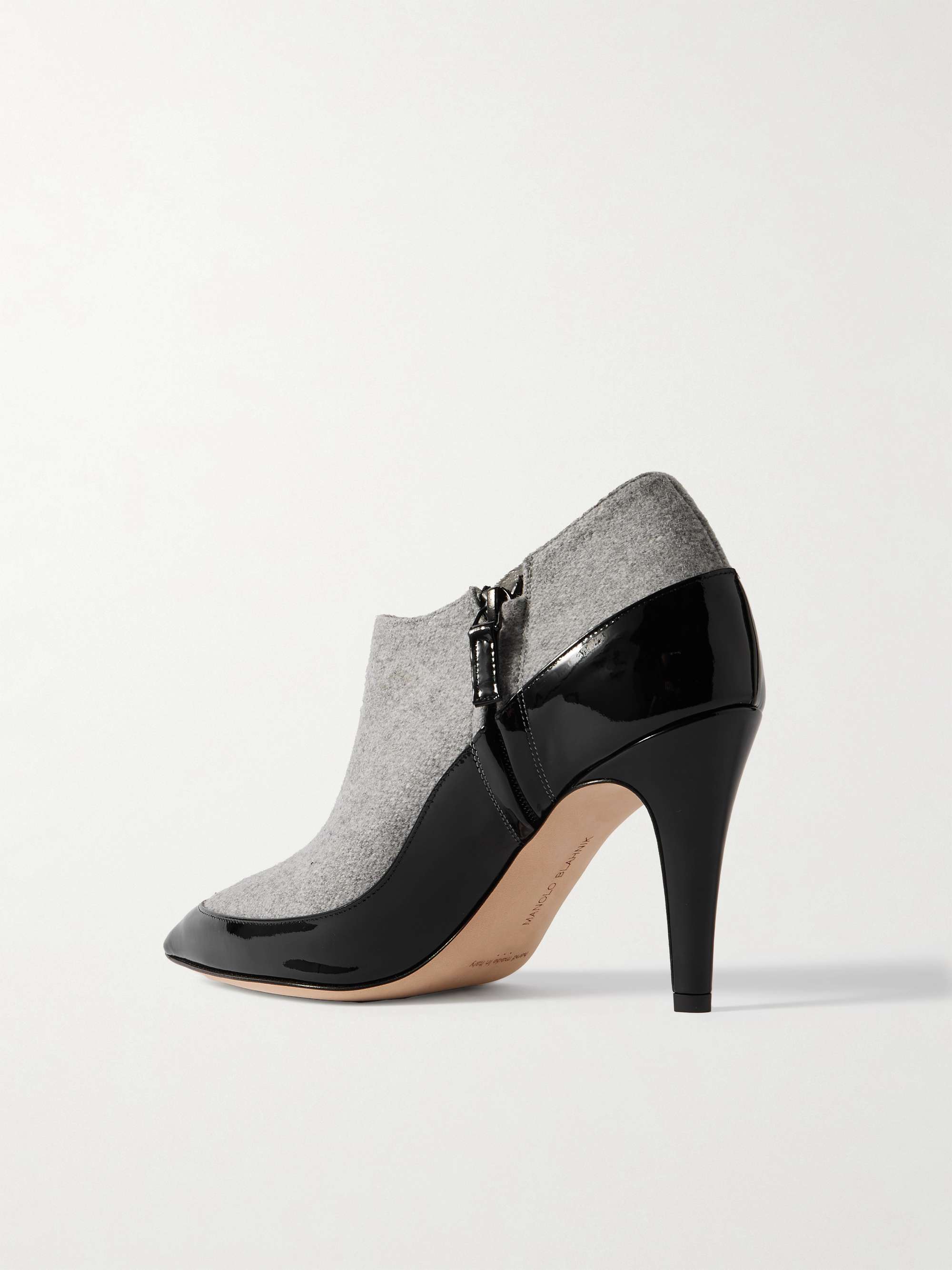 MANOLO BLAHNIK 