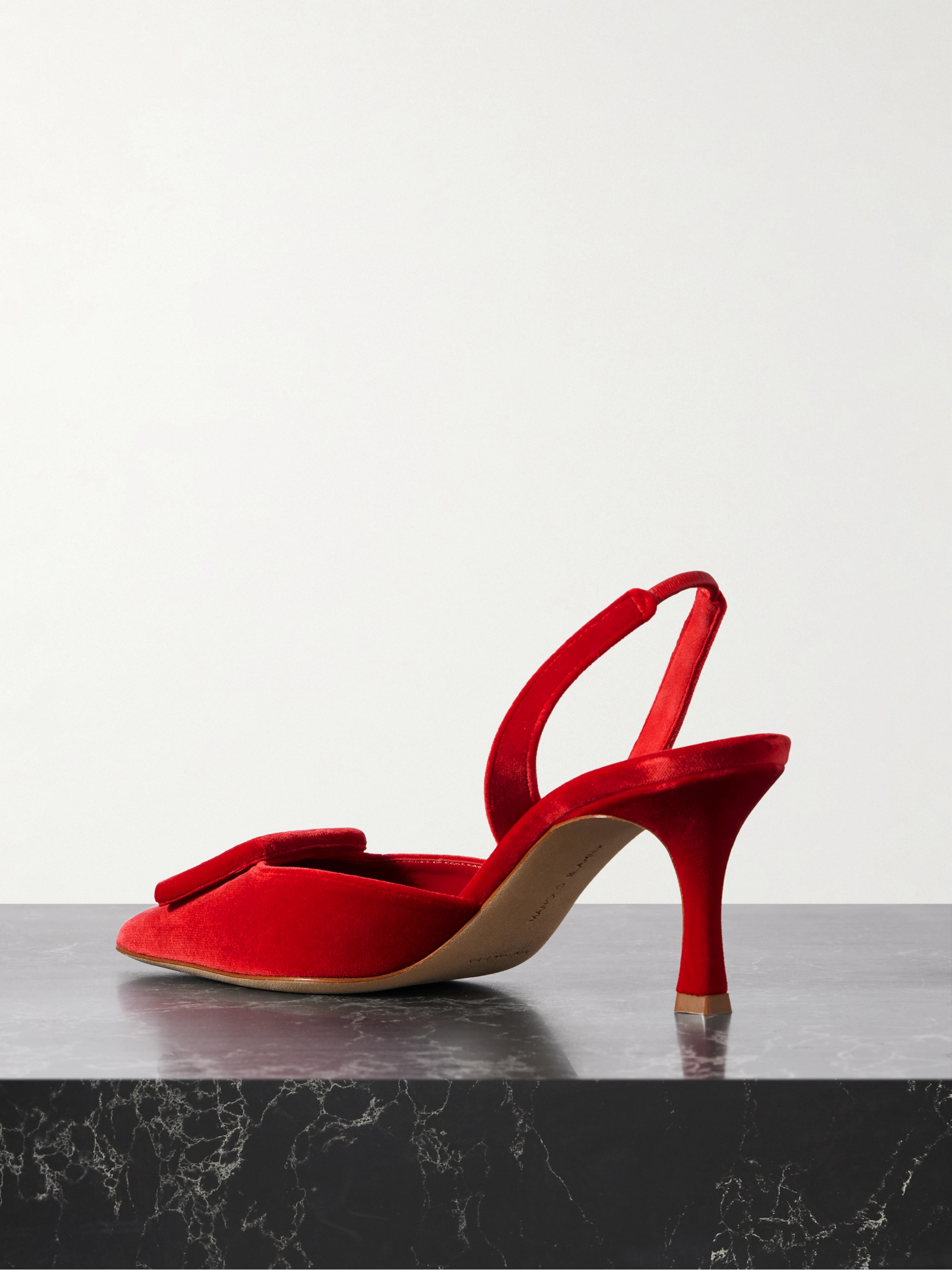 MANOLO BLAHNIK Maysli 70 buckled velvet slingback pumps thumbnail