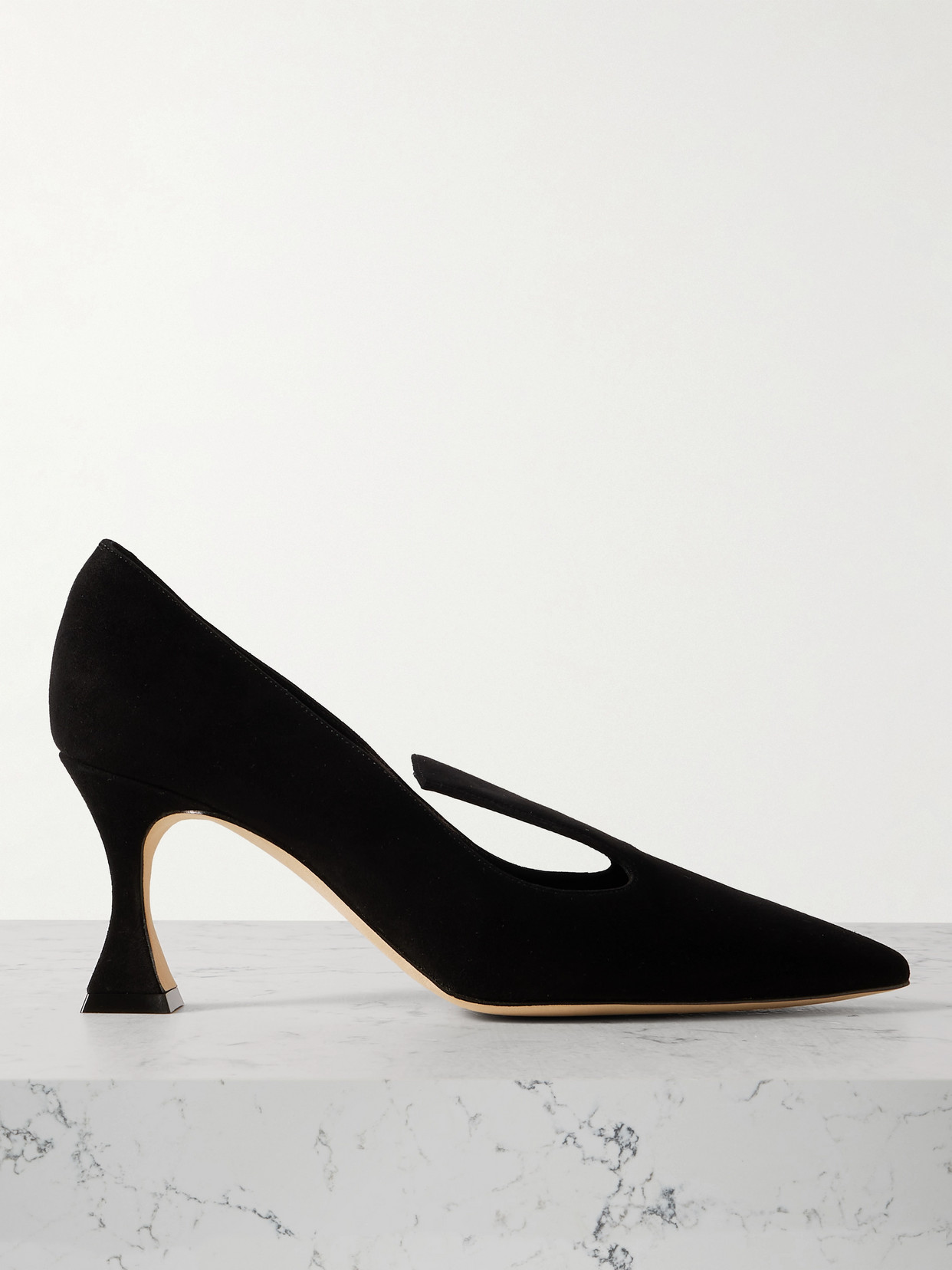 Manolo Blahnik - Turkypla 70 Suede Pumps - Black