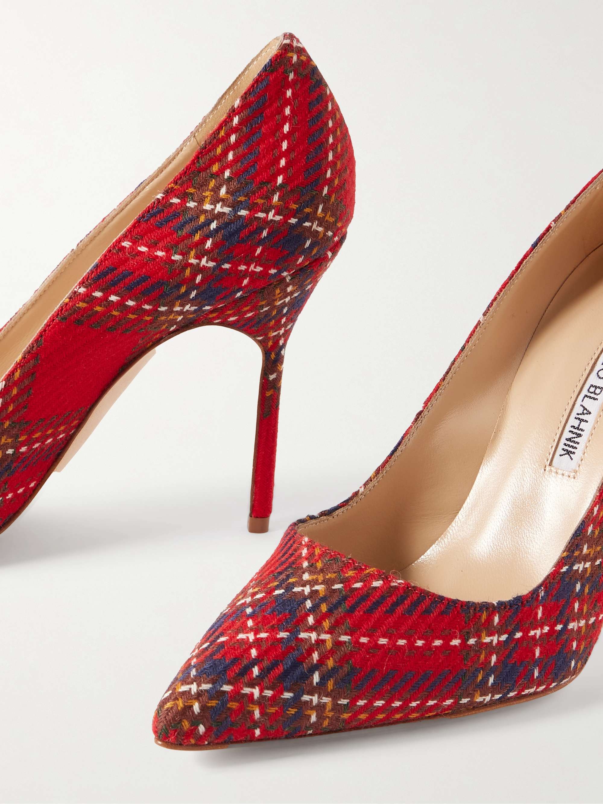 MANOLO BLAHNIK 