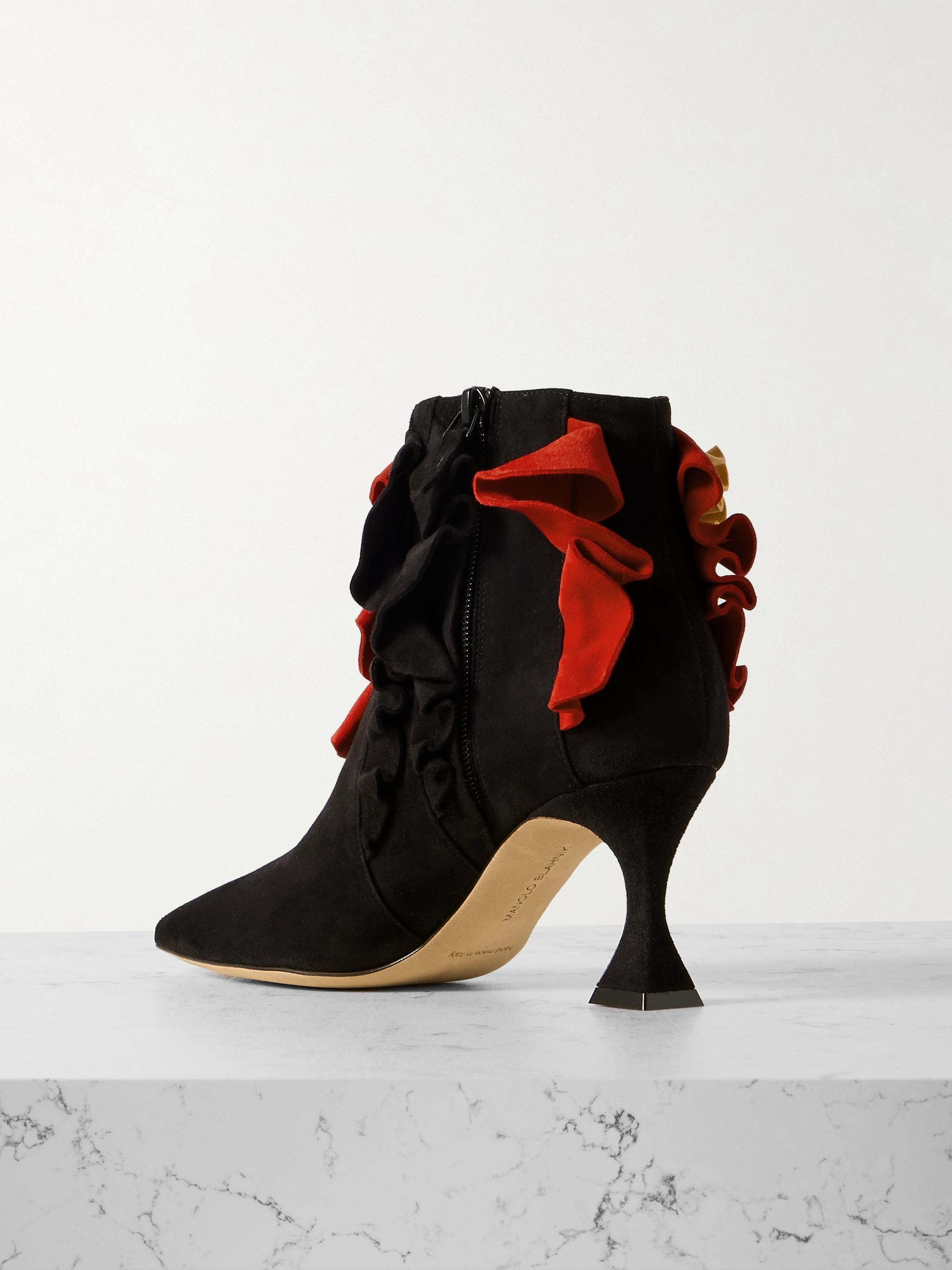 MANOLO BLAHNIK Pompa 70 ruffled suede pointed-toe ankle boots thumbnail