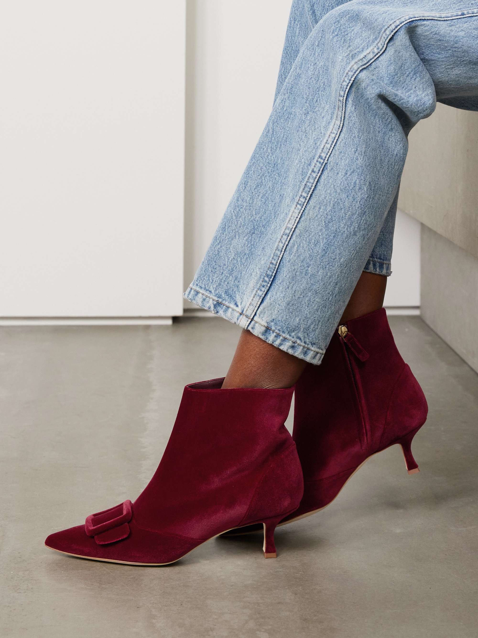 MANOLO BLAHNIK 