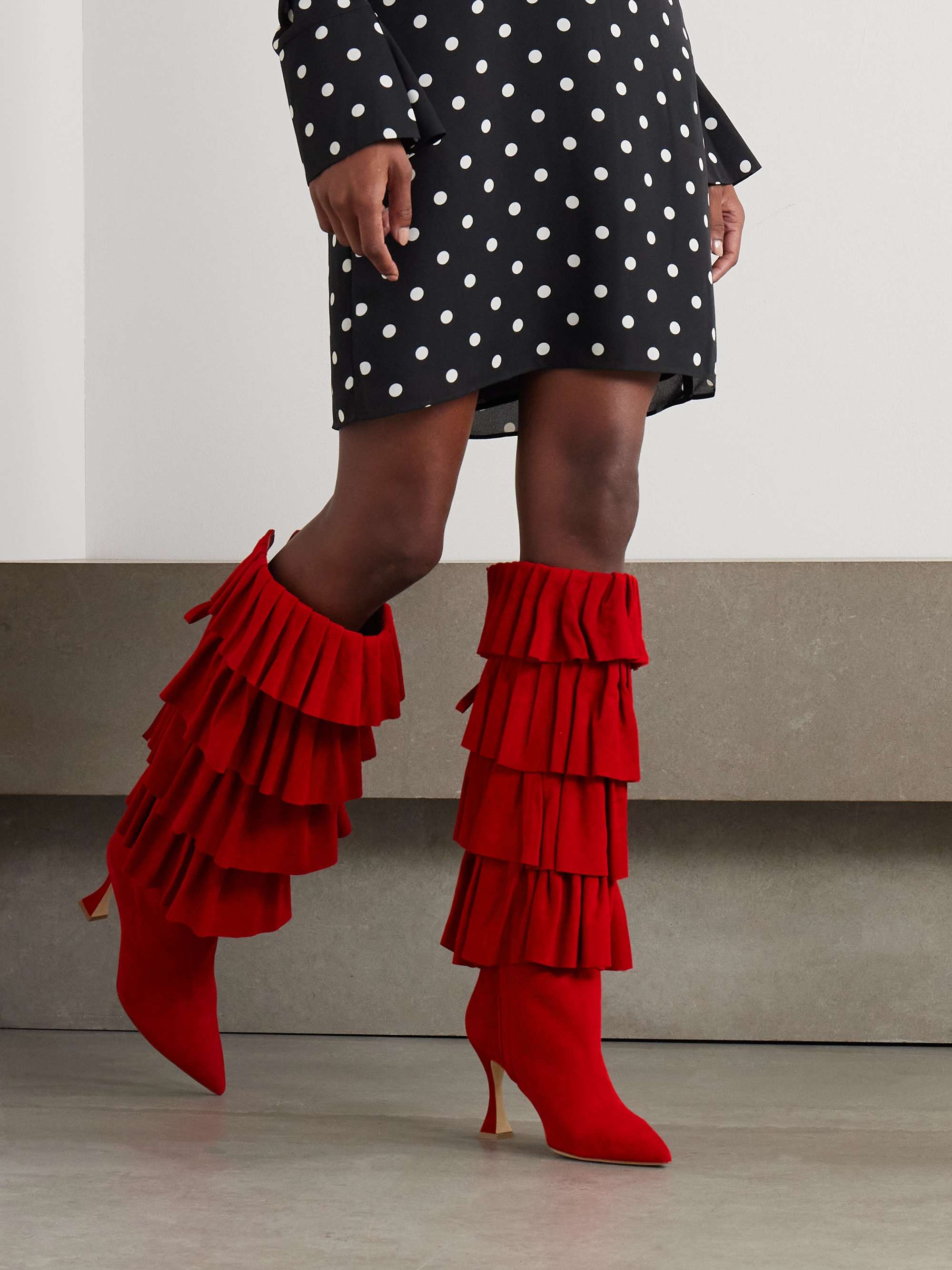 MANOLO BLAHNIK 