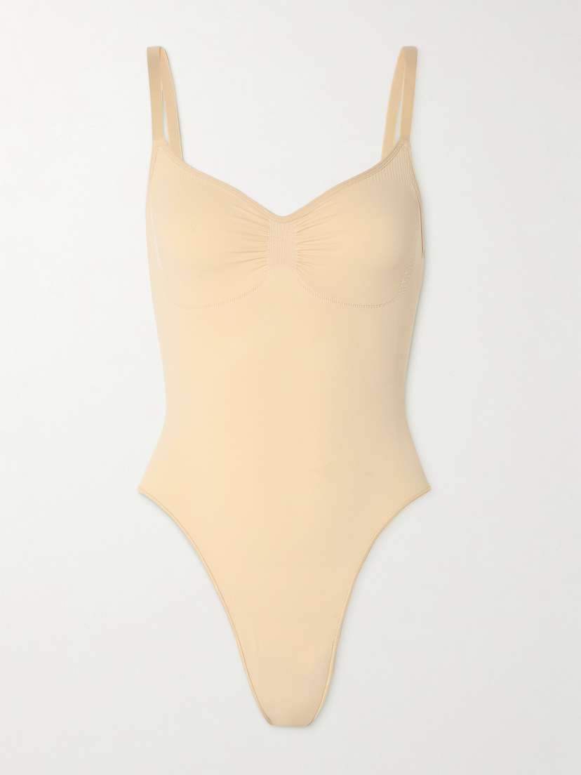 Skims Seamless Sculpt Low Back Thong Bodysuit - Sand