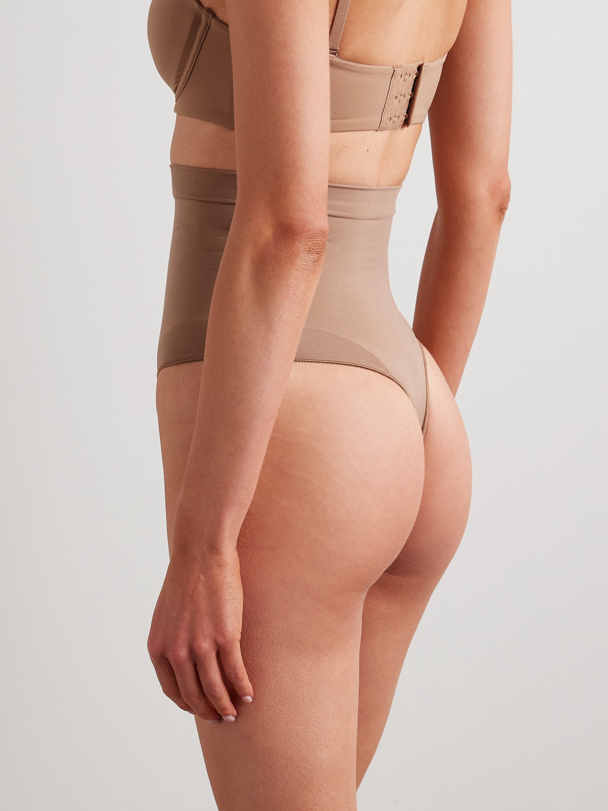 Skims Seamless Sculpt High-waisted Thong In Brown