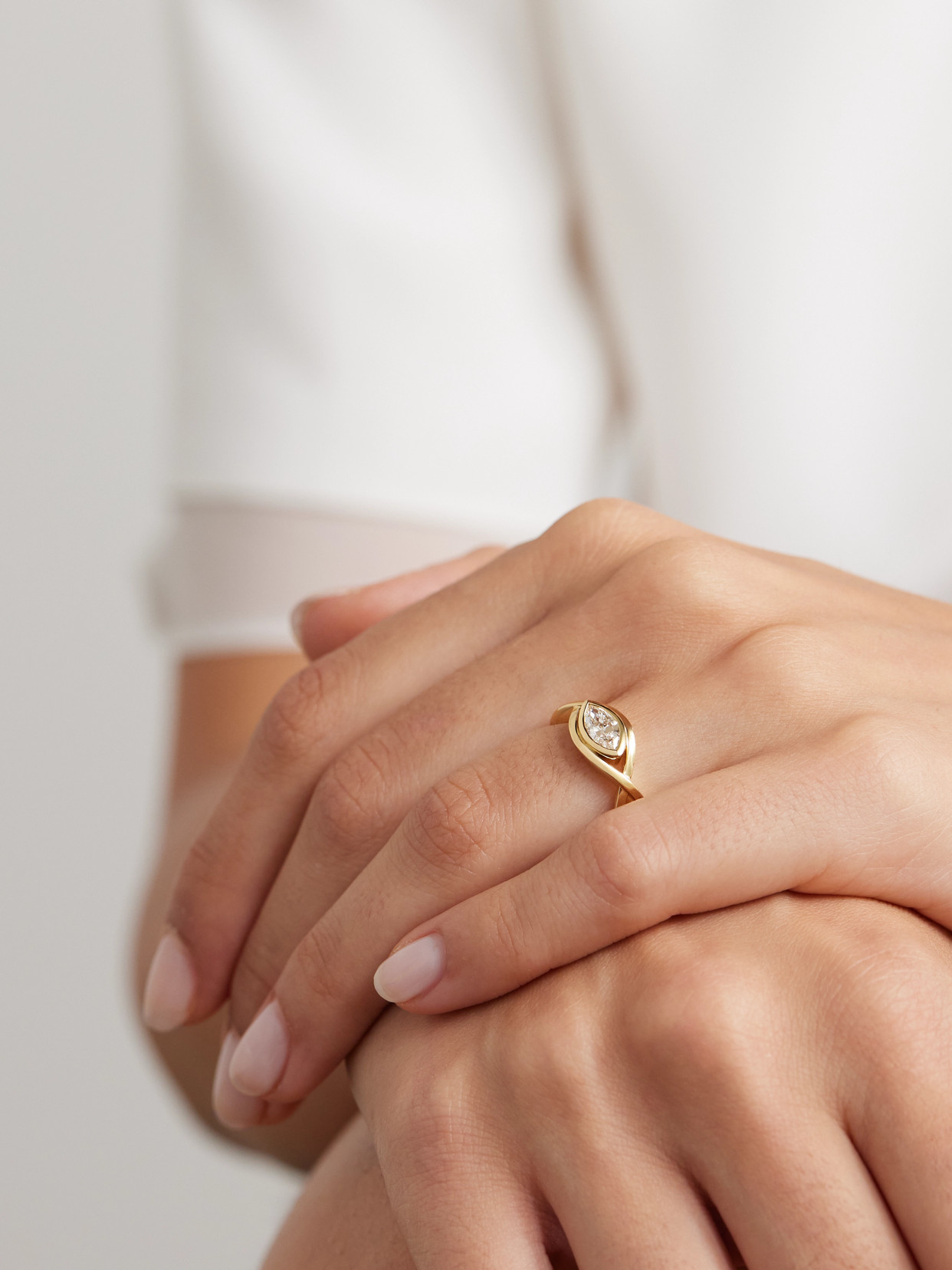 Shay Vine 18-karat Gold Diamond Ring In Gold