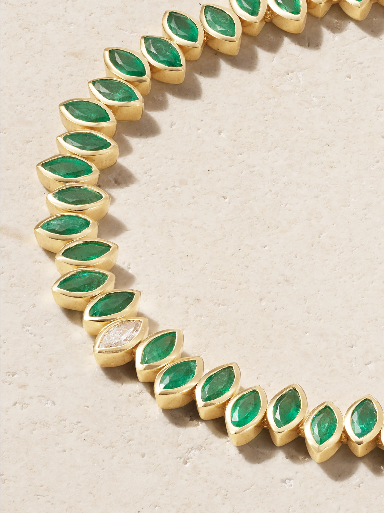 Shay Staggered 18-karat Gold, Emerald And Diamond Bracelet In Gold
