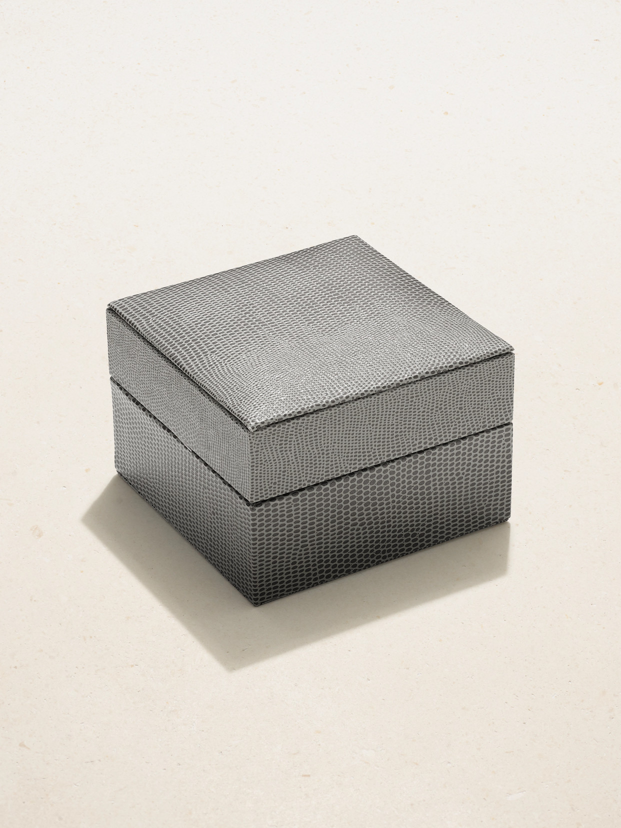 Shay Staggered 18-karat Gold, Emerald And Diamond Bracelet In Gold