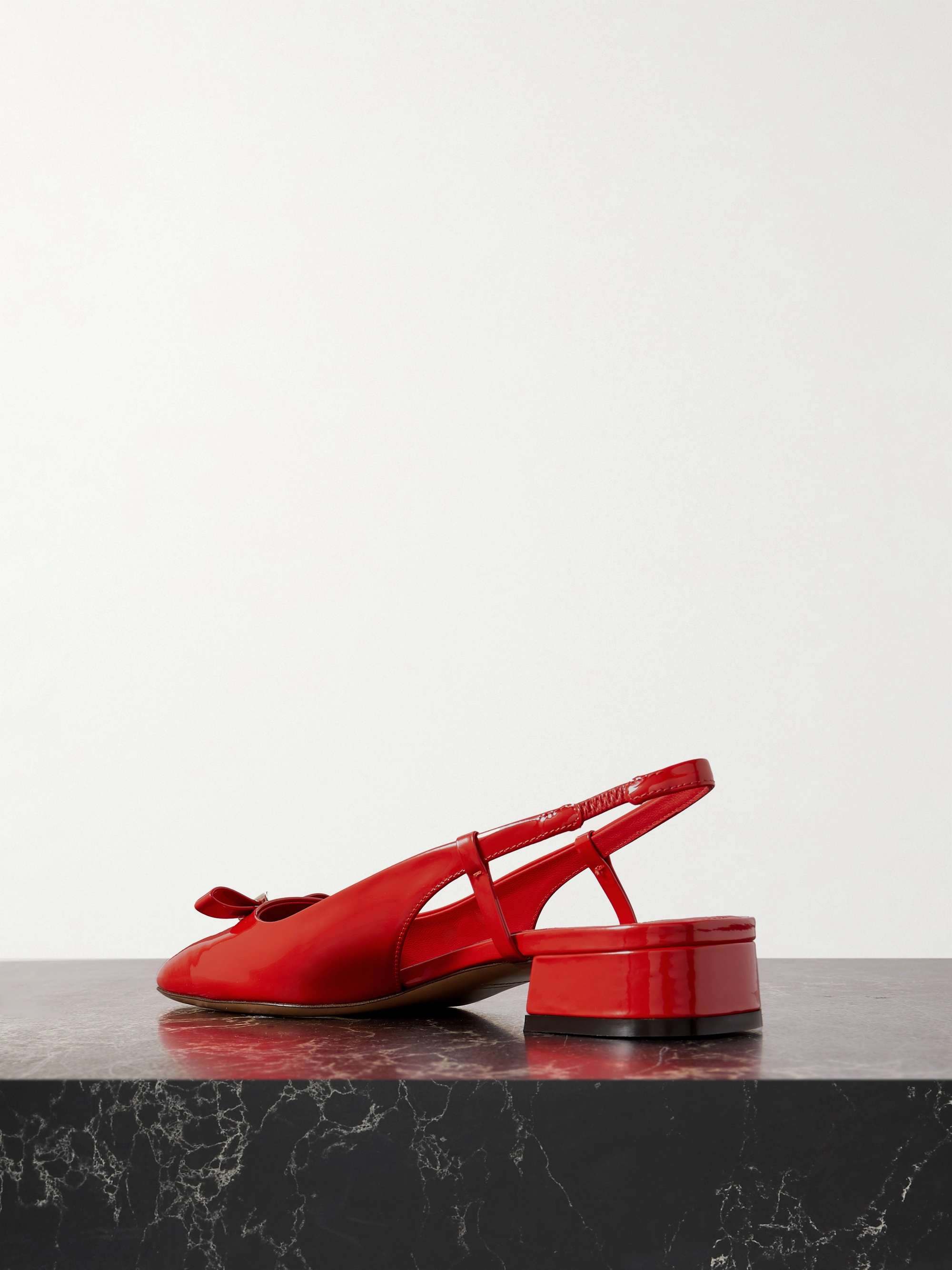 FERRAGAMO 