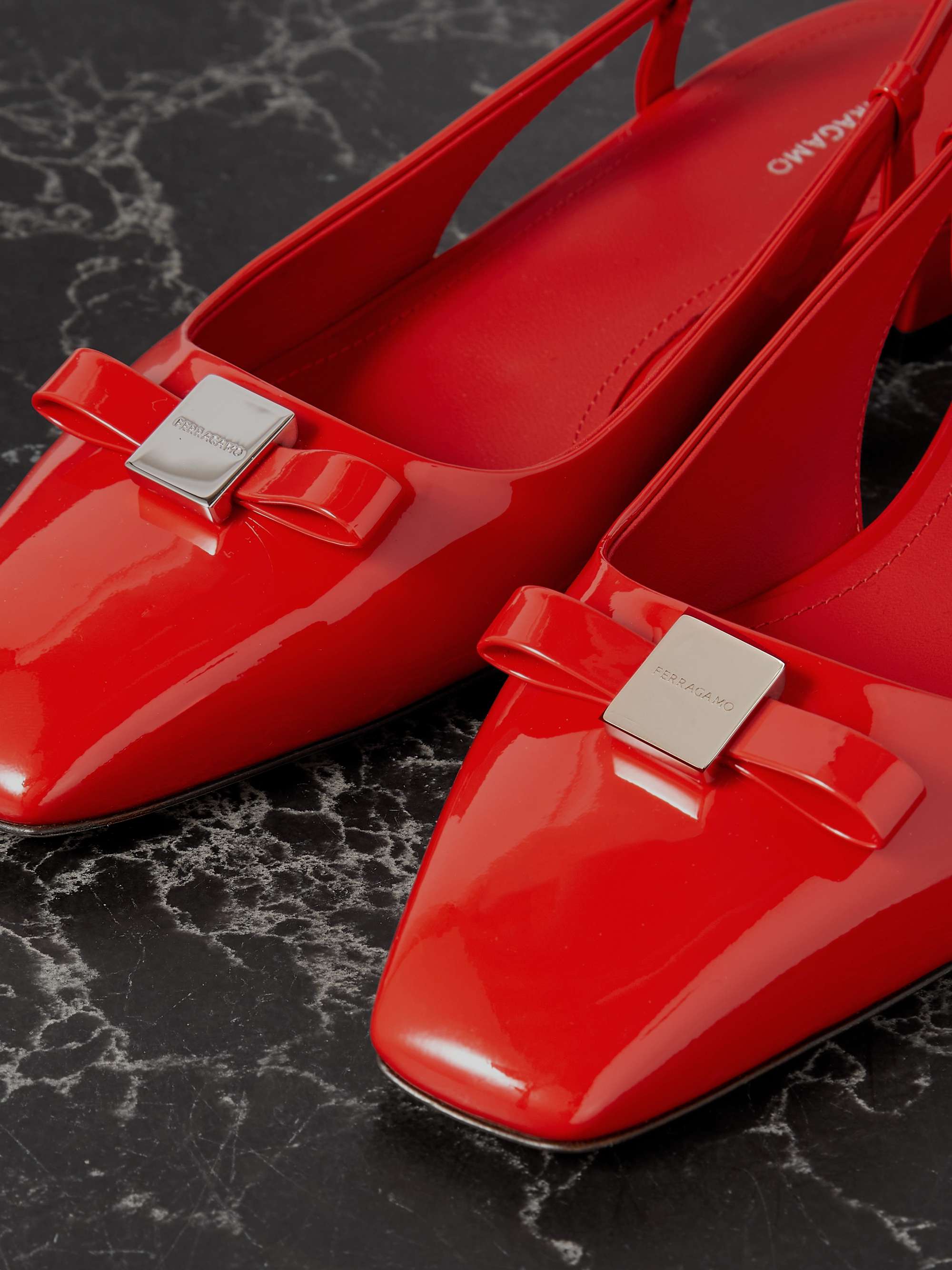 FERRAGAMO 