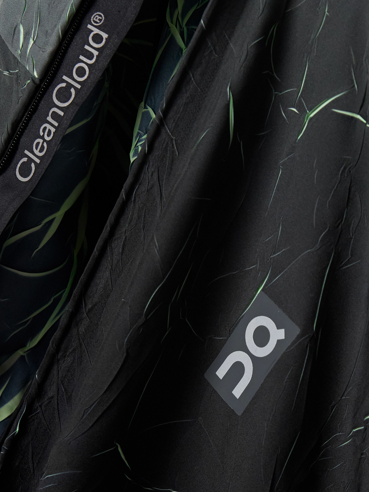 On Pace Run Hooded Textured Recycled-shell Jacket In Black