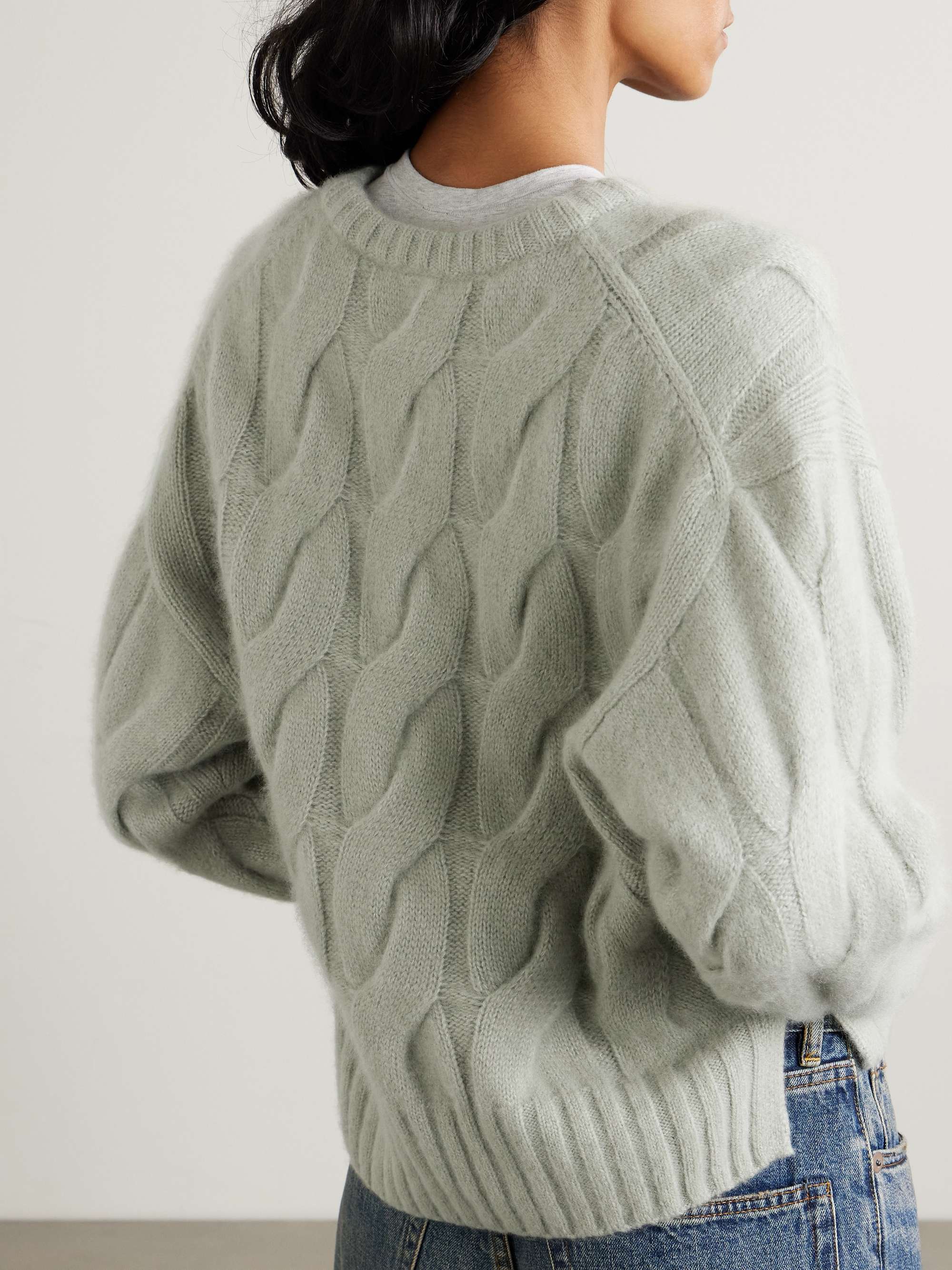 ALLUDE 