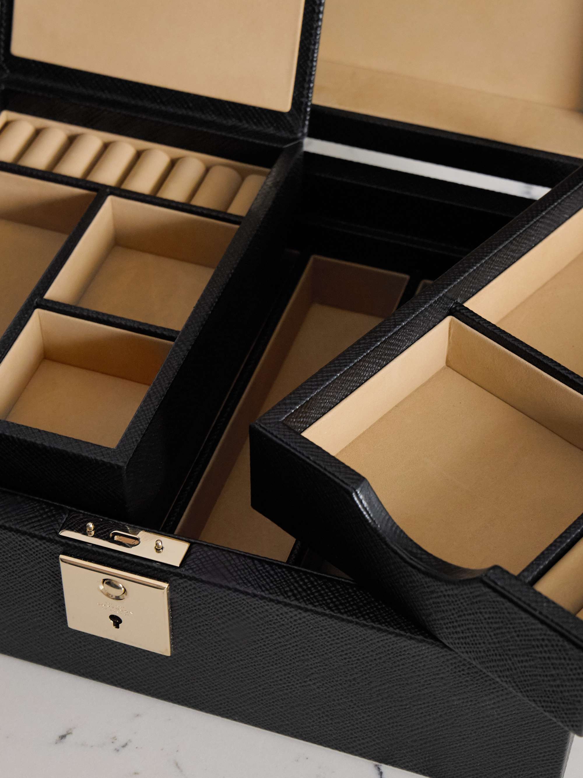 SMYTHSON 