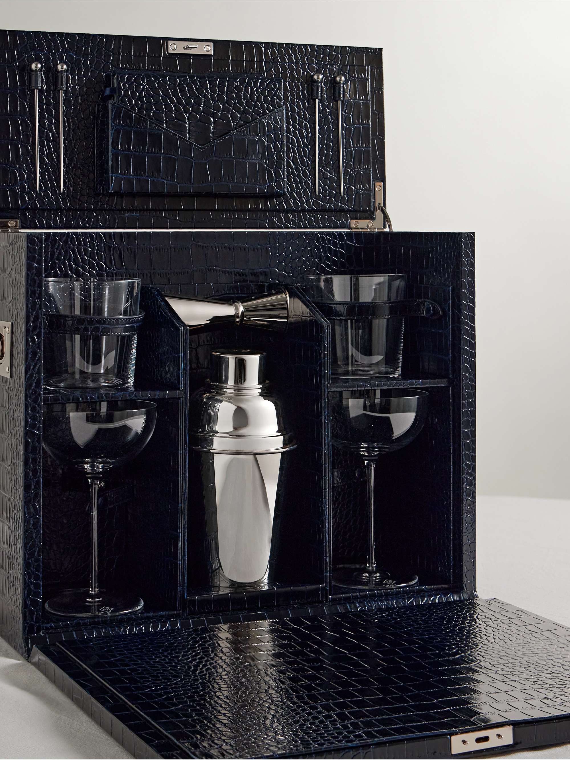 SMYTHSON 