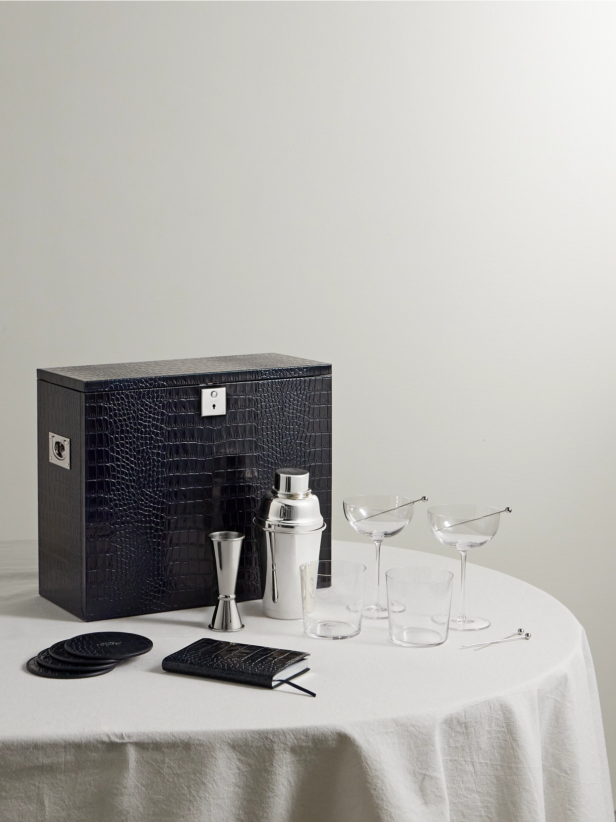 SMYTHSON