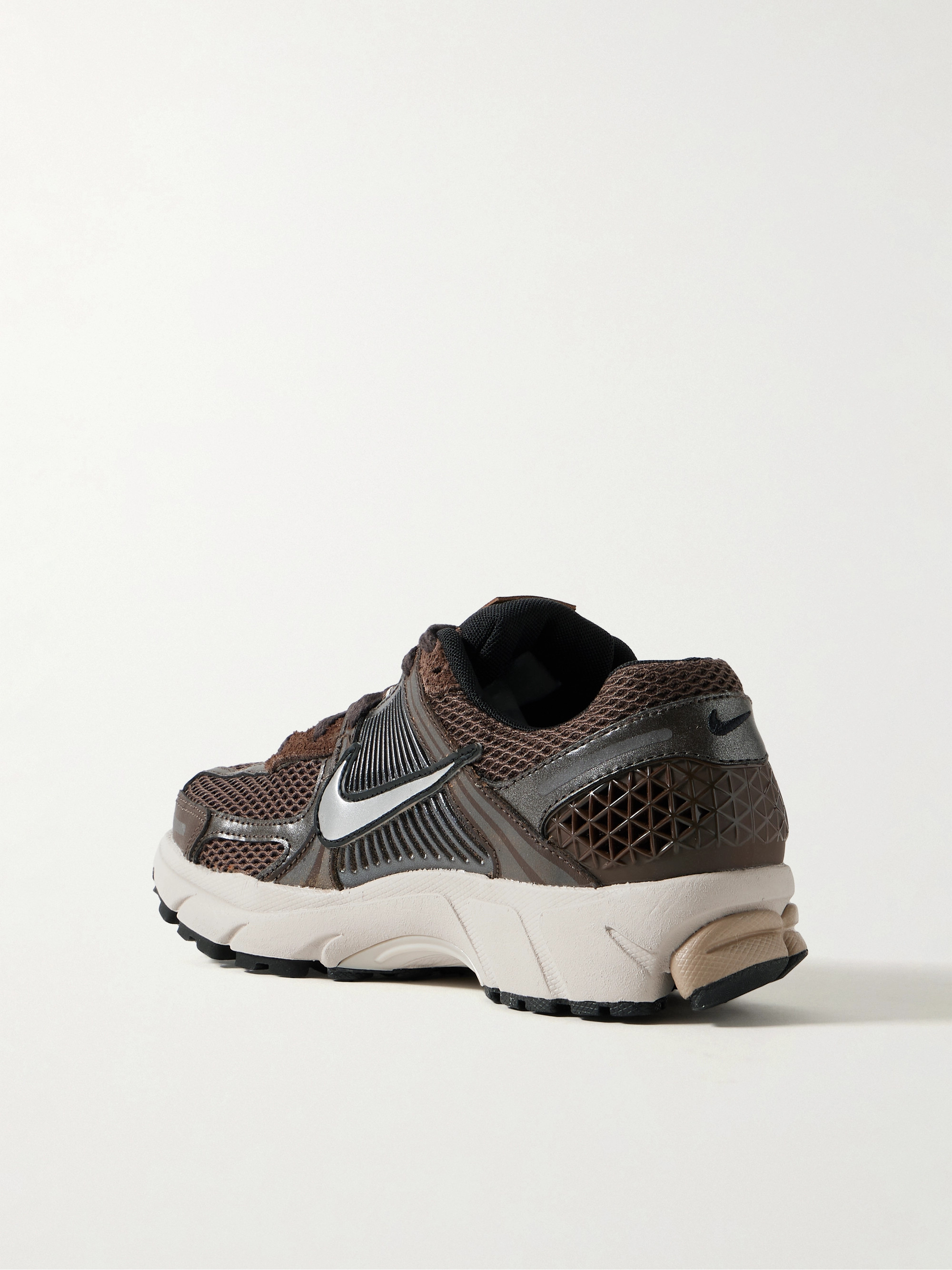Nike Zoom Vomero 5 leather and suede-trimmed mesh sneakers thumbnail