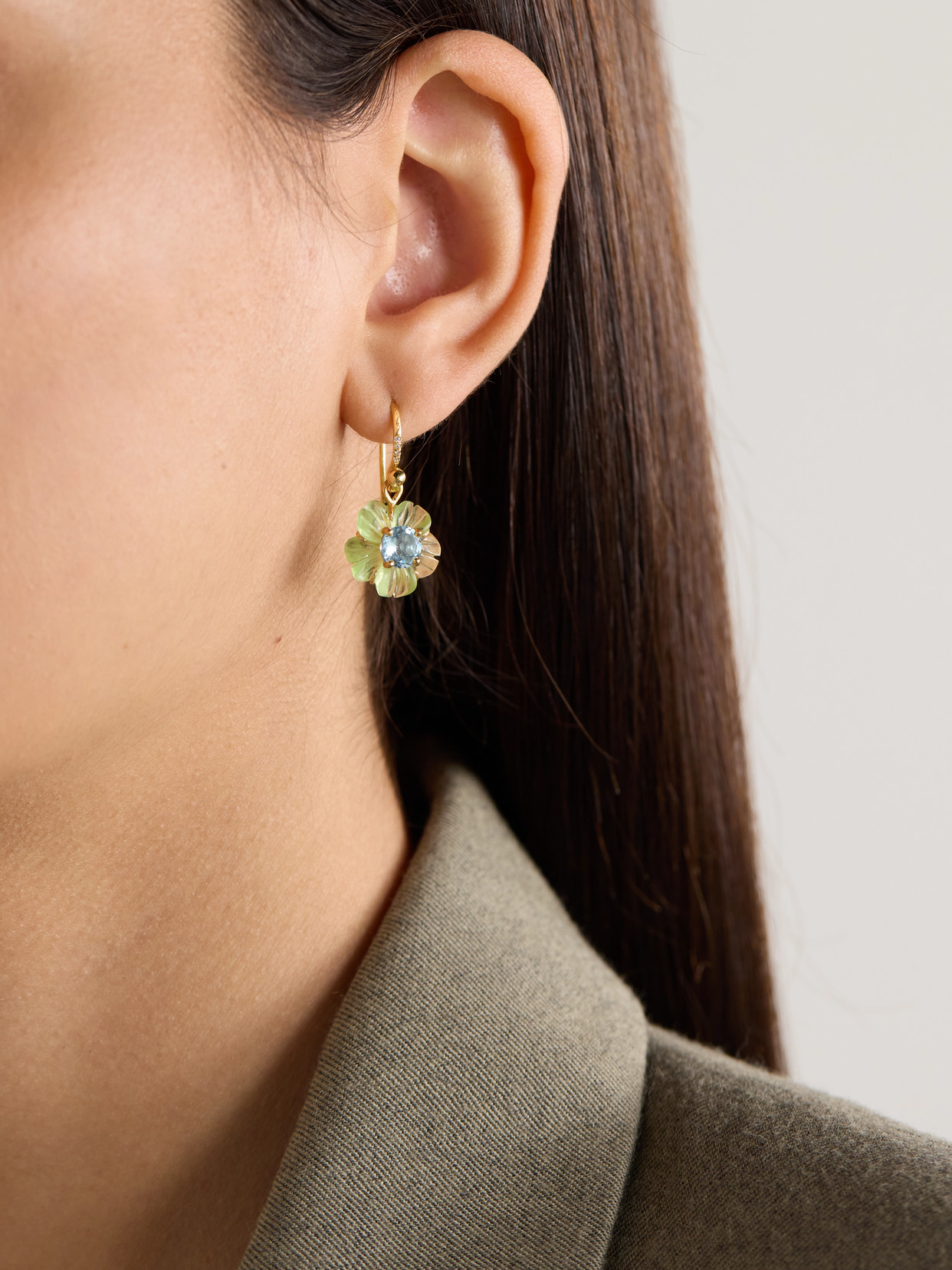 Irene Neuwirth Tropical Flower 18-karat Gold Multi-stone Earrings In Gold