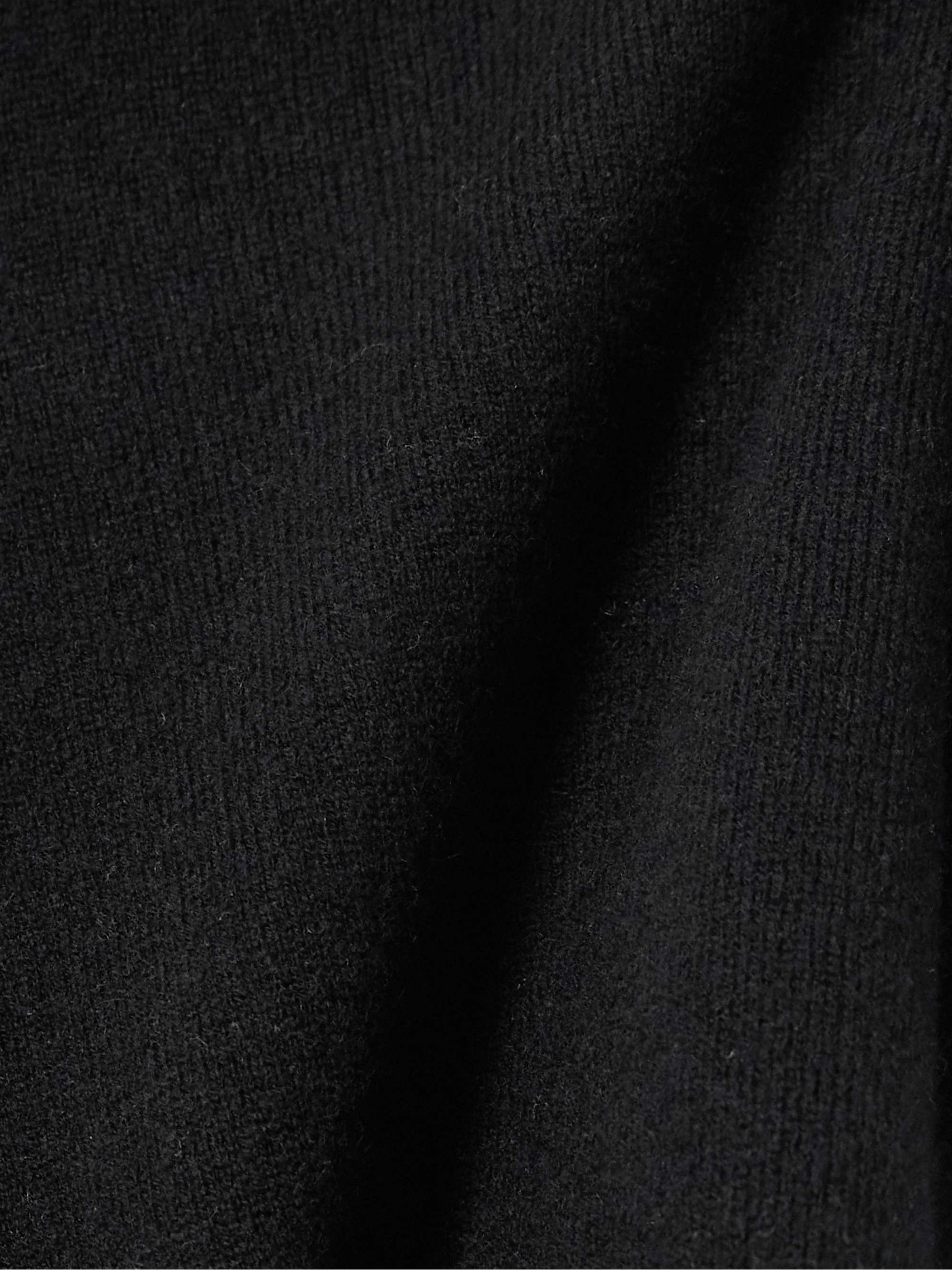 ALLUDE 
