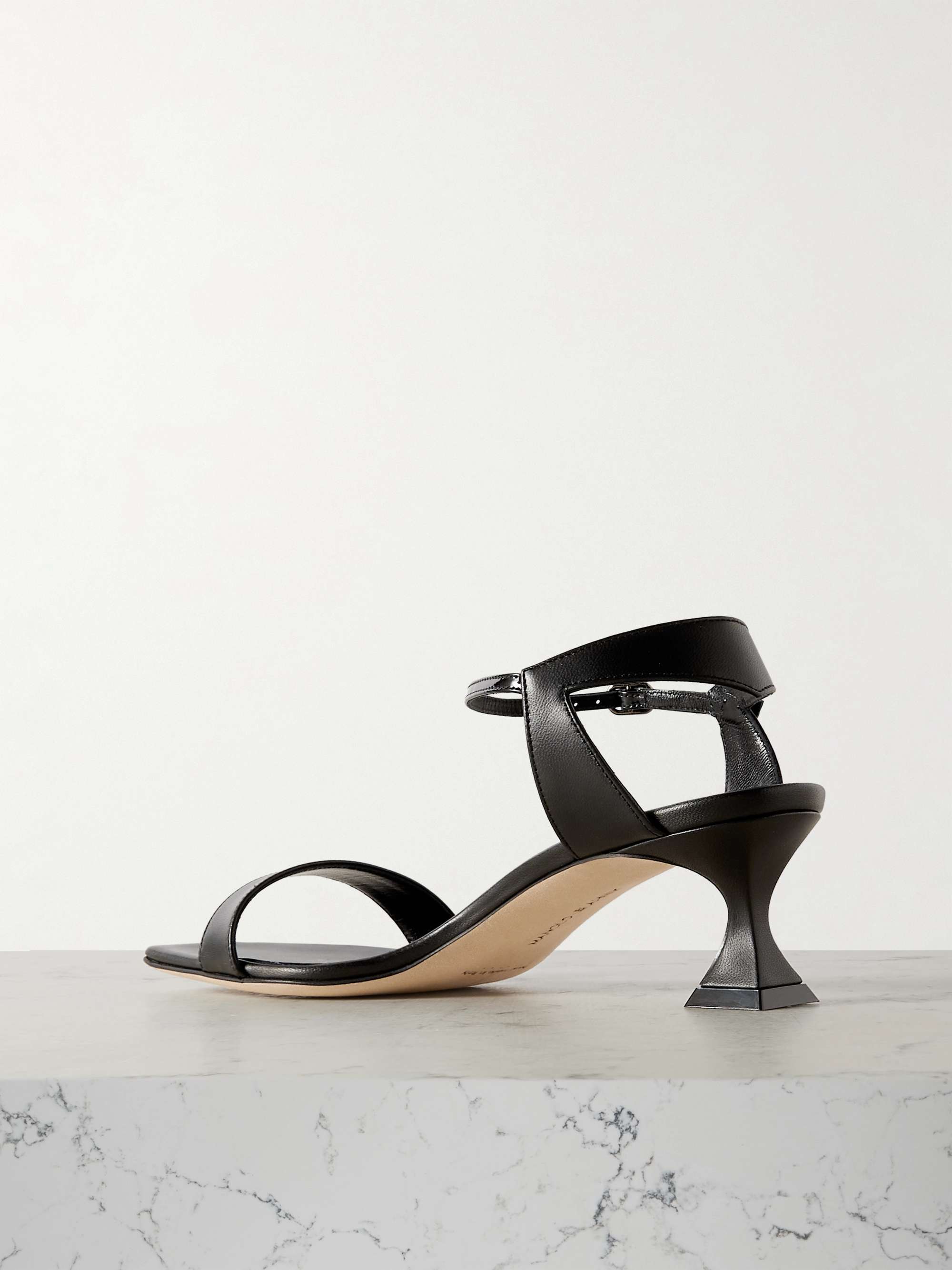 MANOLO BLAHNIK 