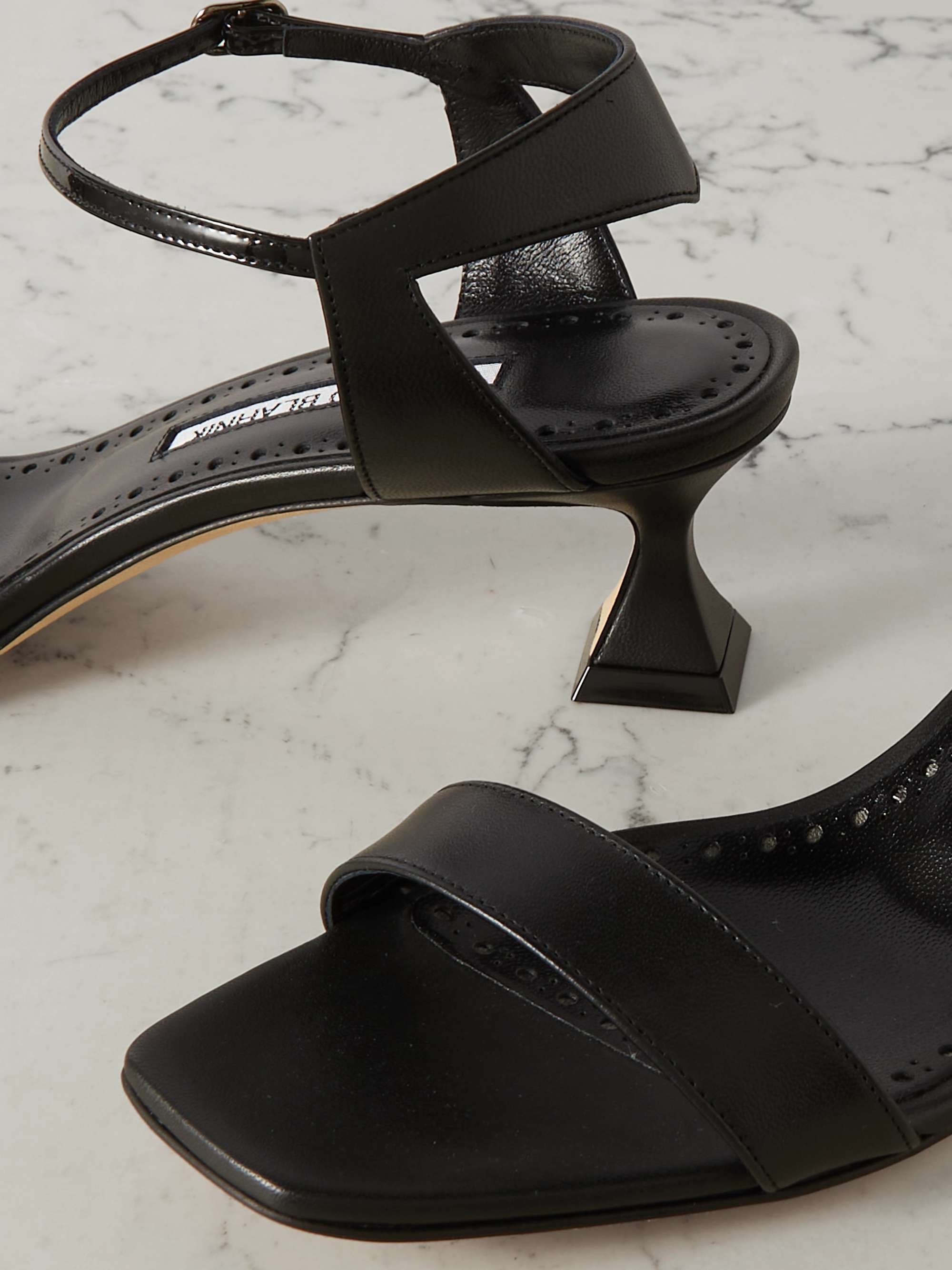 MANOLO BLAHNIK 