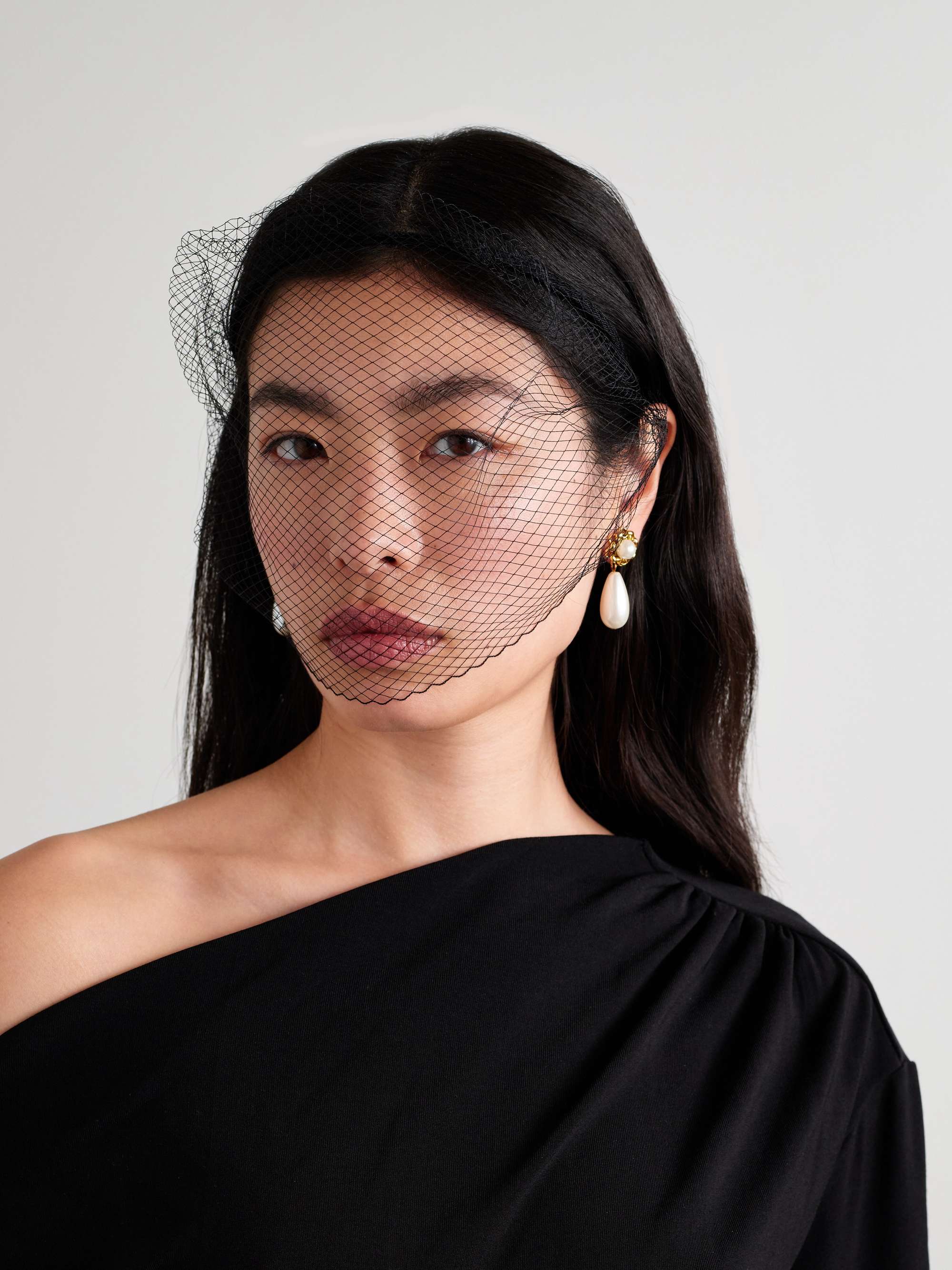 GIGI BURRIS 