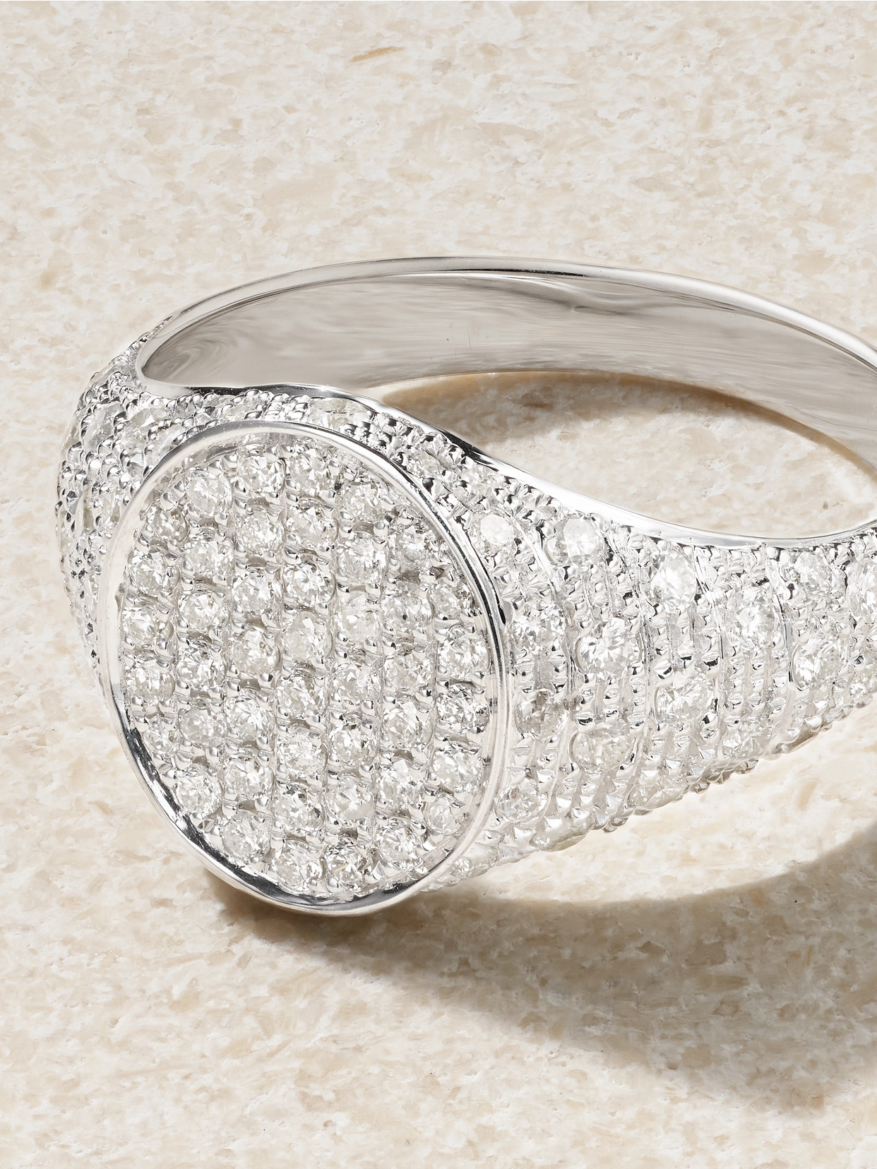 Yvonne Léon Mini Chevalière 9-karat White Gold Diamond Ring In Gold