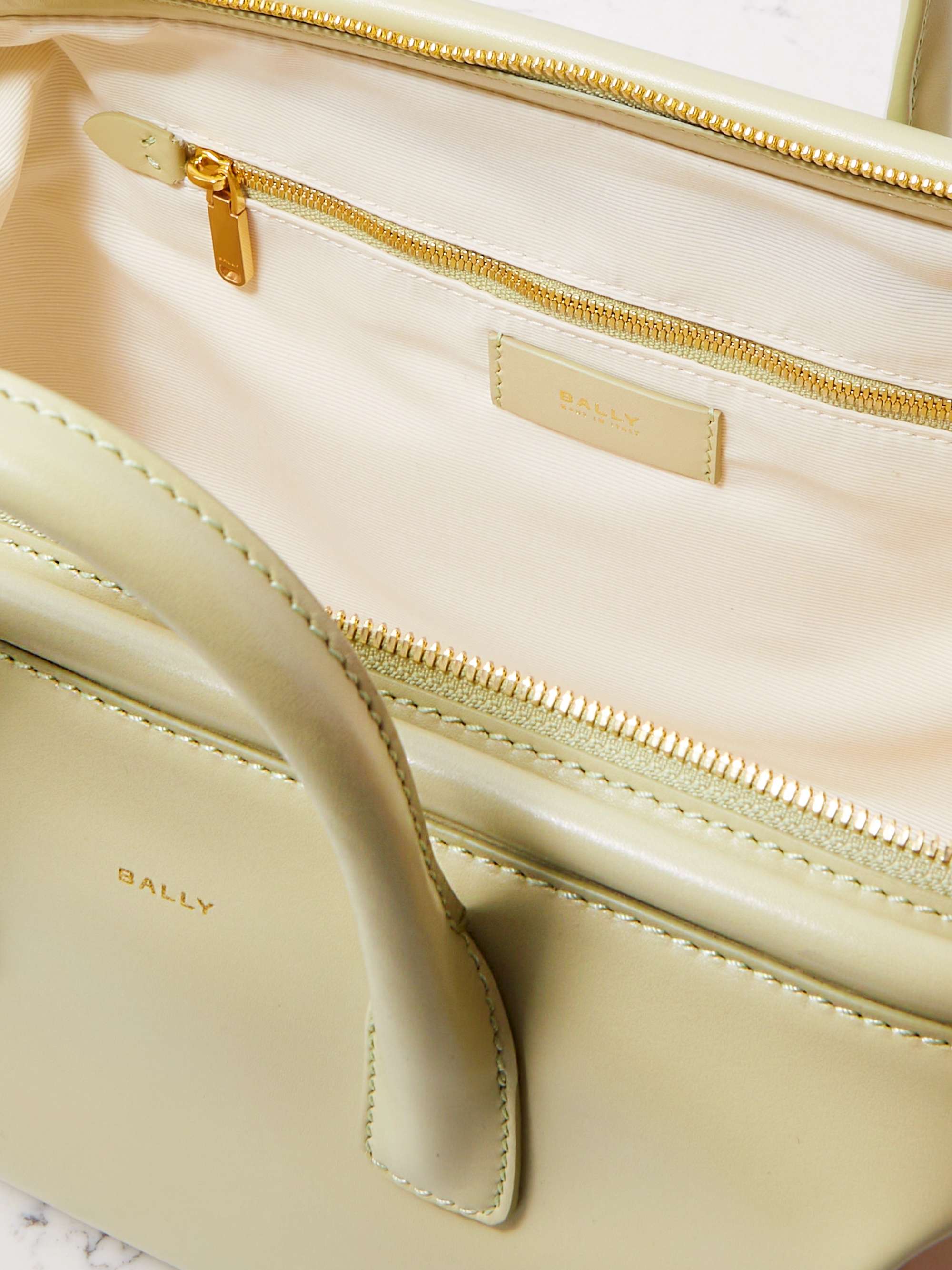 BALLY 