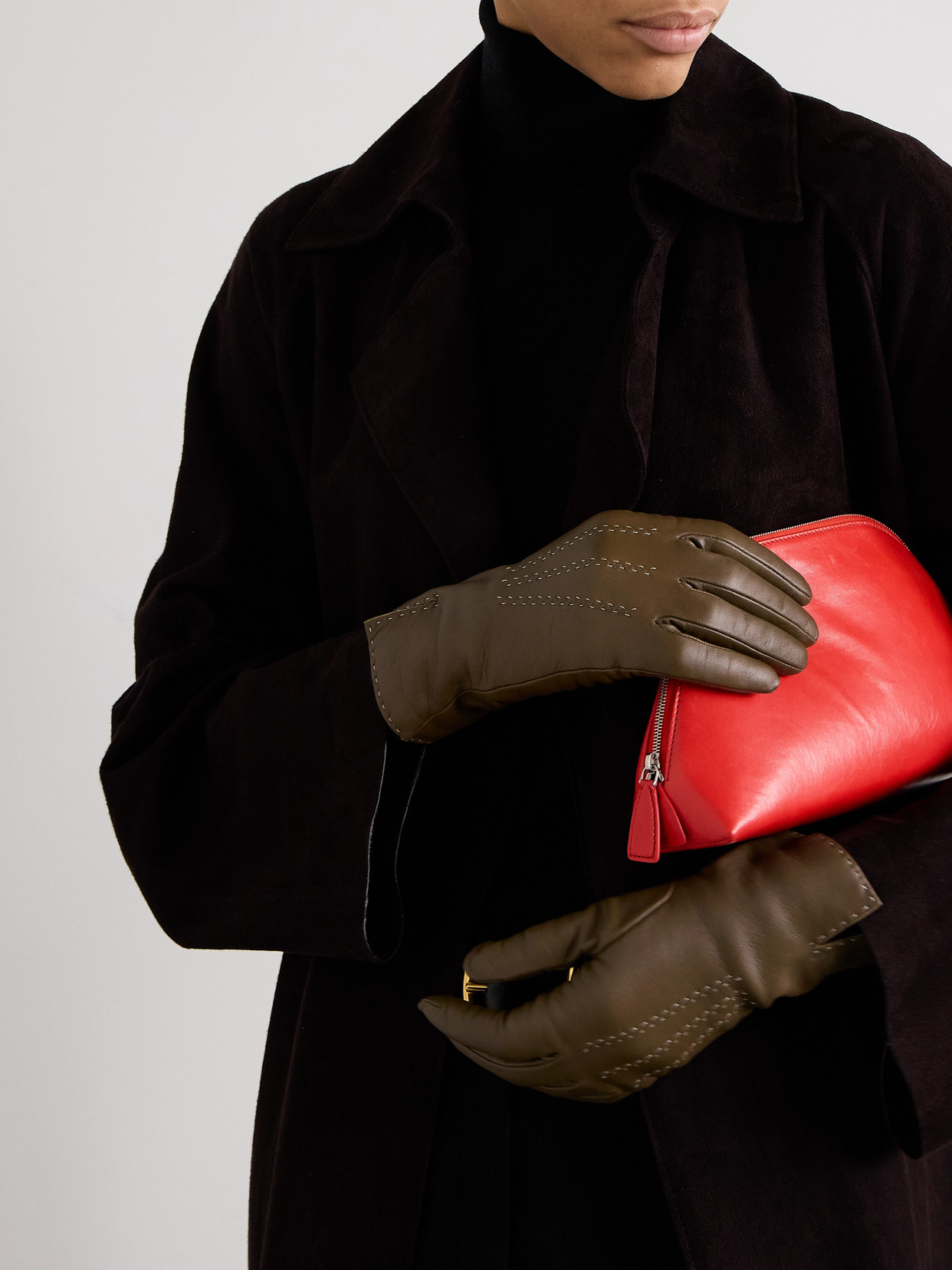The Row Florence Leather Gloves In Green