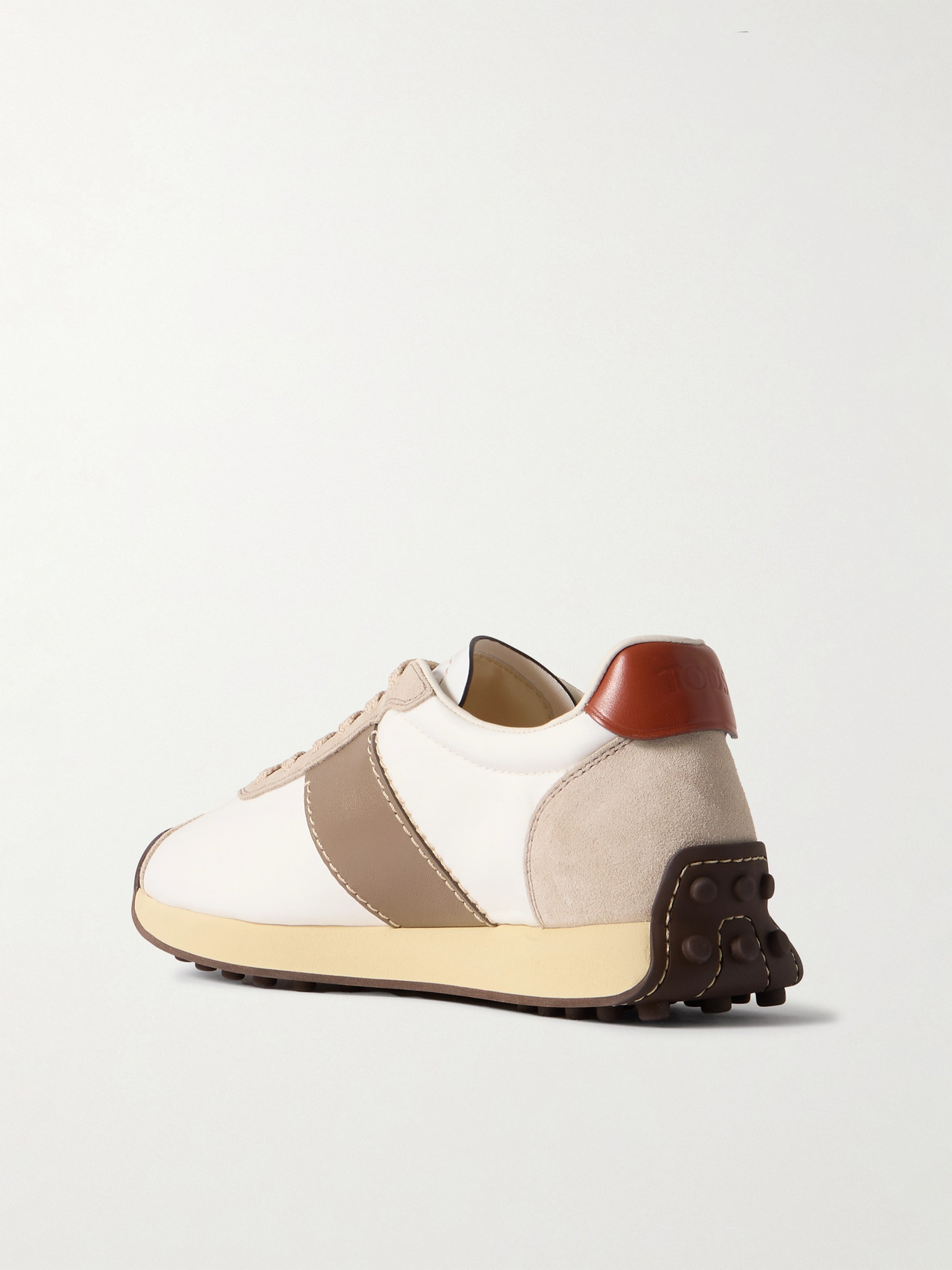 Sportivo Active Leather And Sneakers