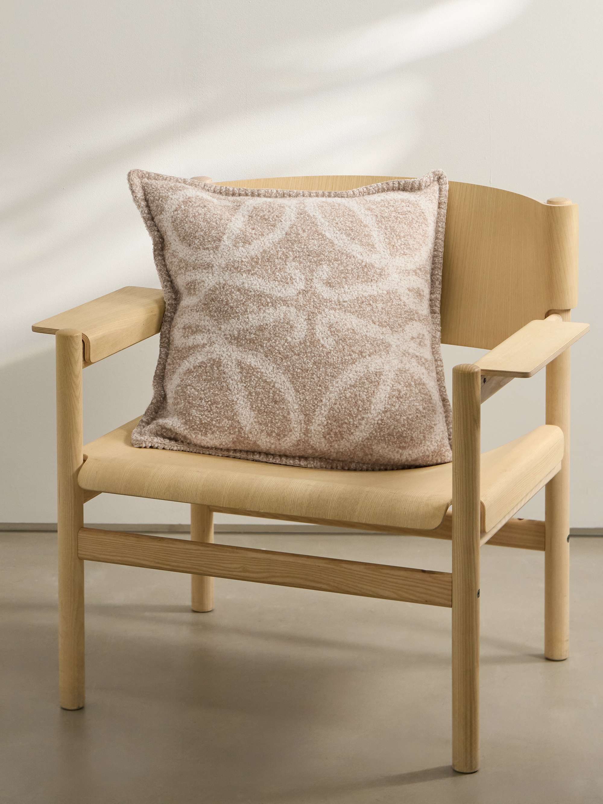 Loewe cushion deals