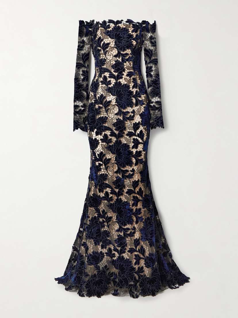 Oscar de la Renta Off-the-shoulder Appliquéd Velvet And Guipure Lace Gown