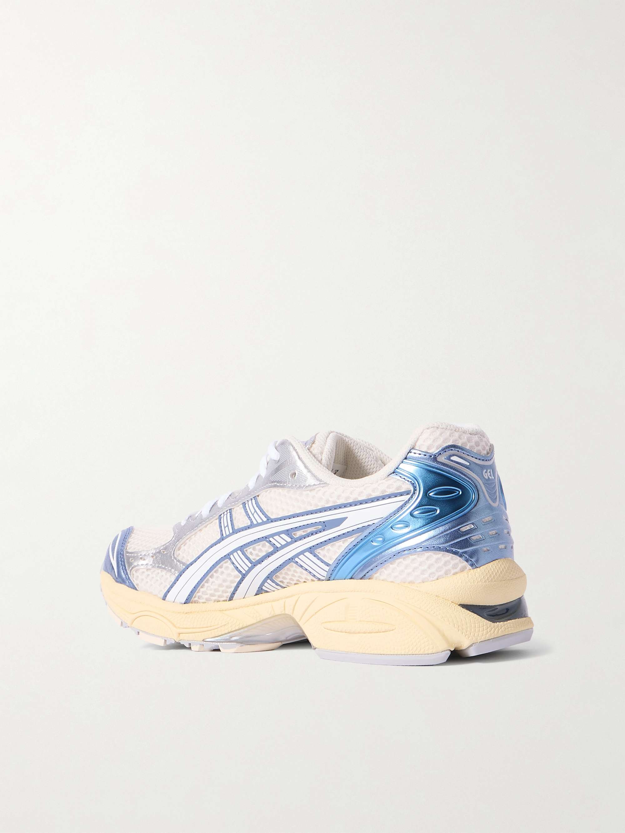 ASICS 