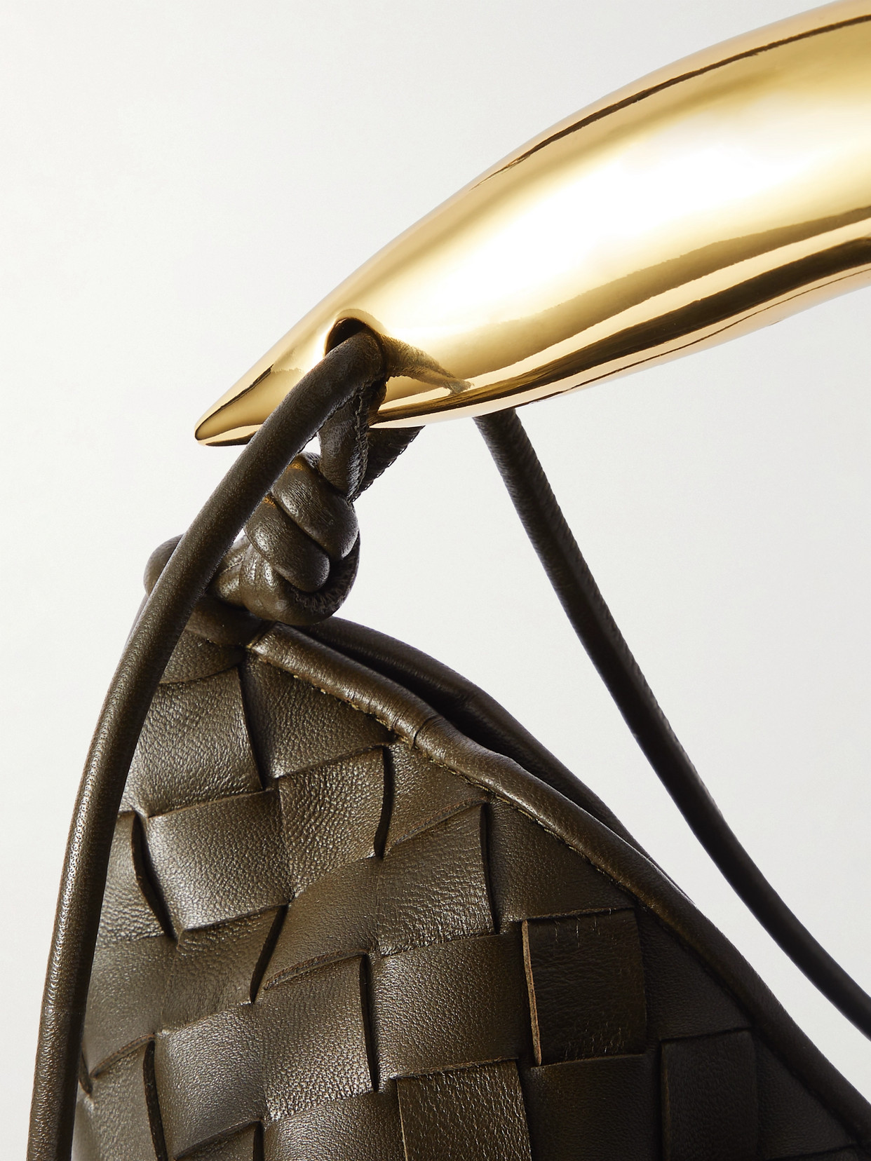 Sardine Medium Intrecciato Shoulder Bag