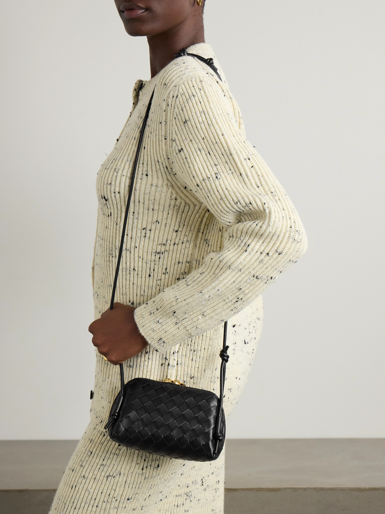 BOTTEGA VENETA CONCERT POUCH INTRECCIATO LEATHER SHOULDER BAG