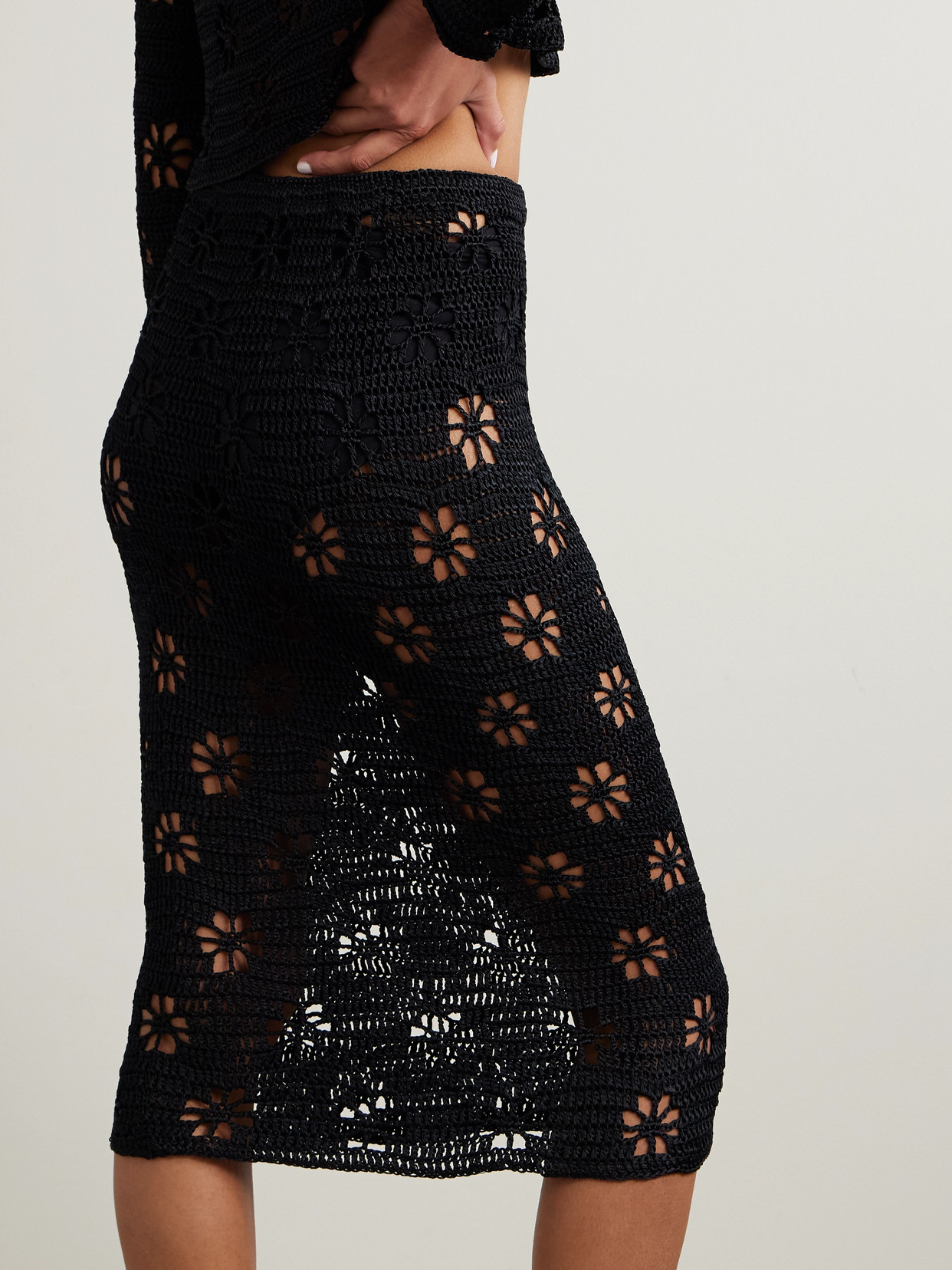Calle Del Mar Floral Crocheted Midi Skirt In Black