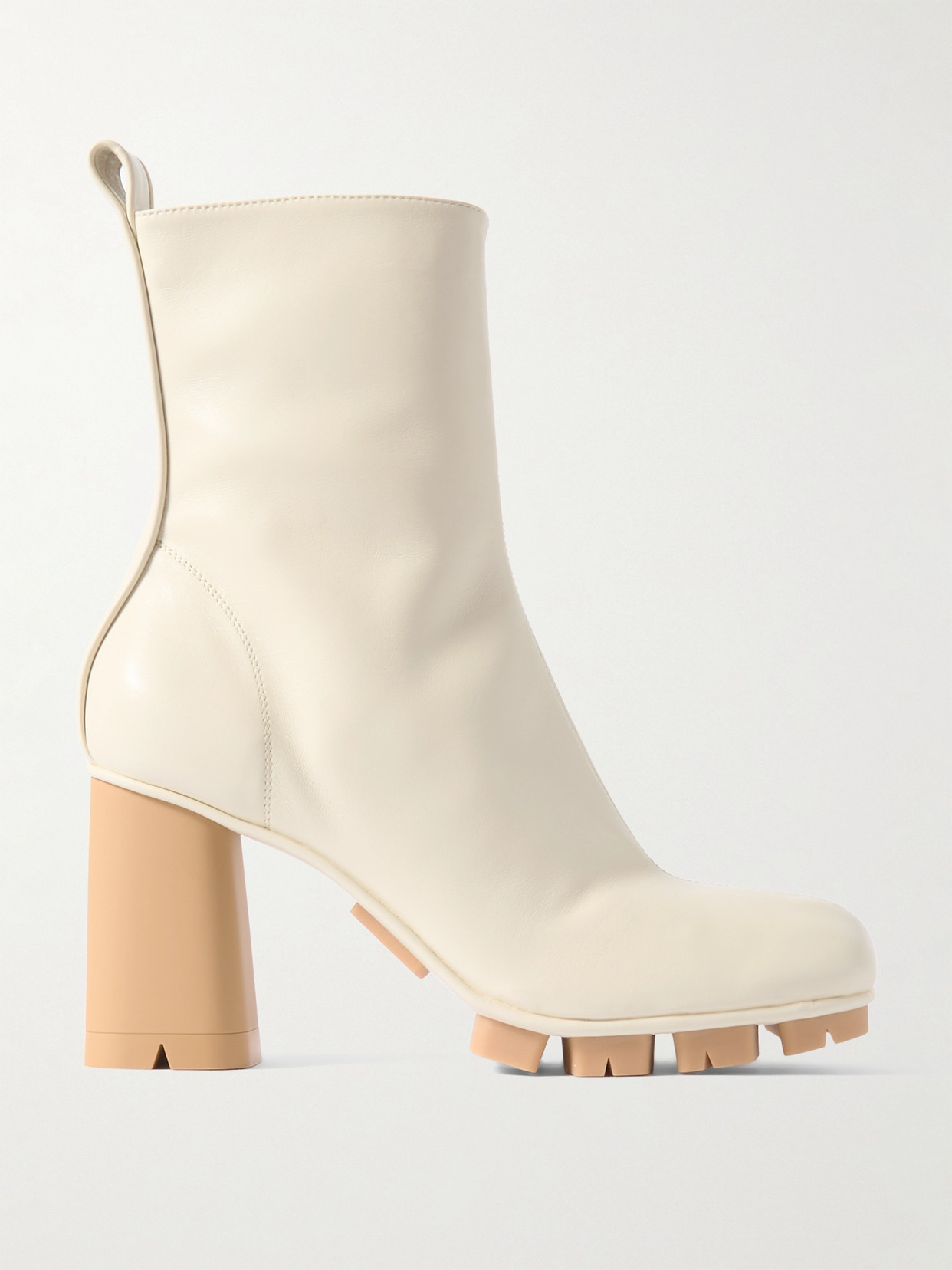 Bottega Veneta Shore 70 Nappa Leather Ankle Boots In Cream