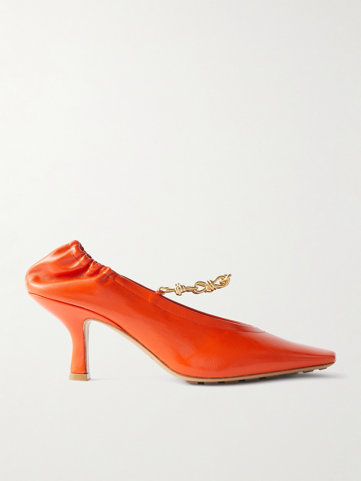 Bottega Veneta Melbourne Chain Strap Pump In Off-white