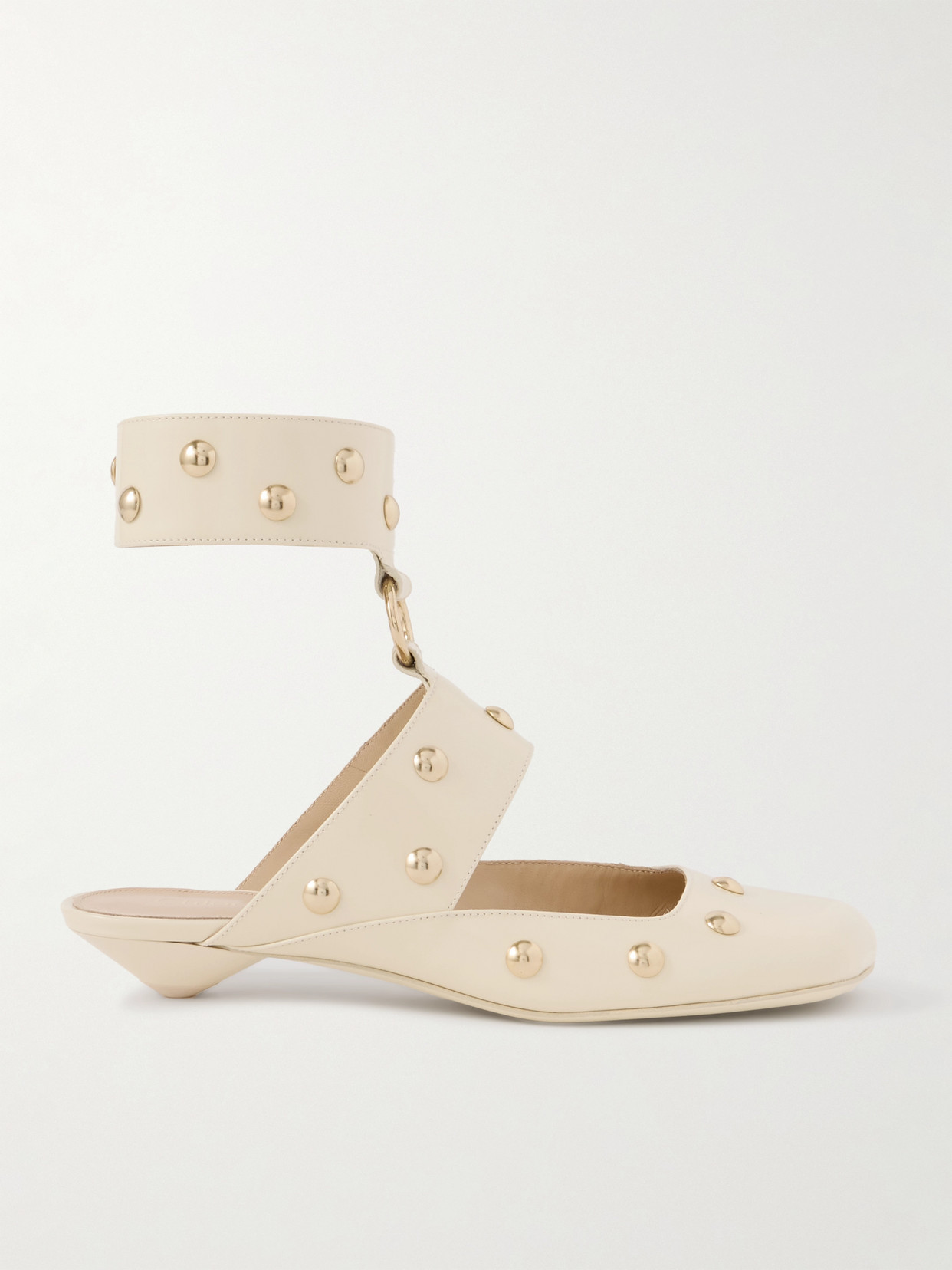 Chloé Jade Studded Leather Mules In Cream