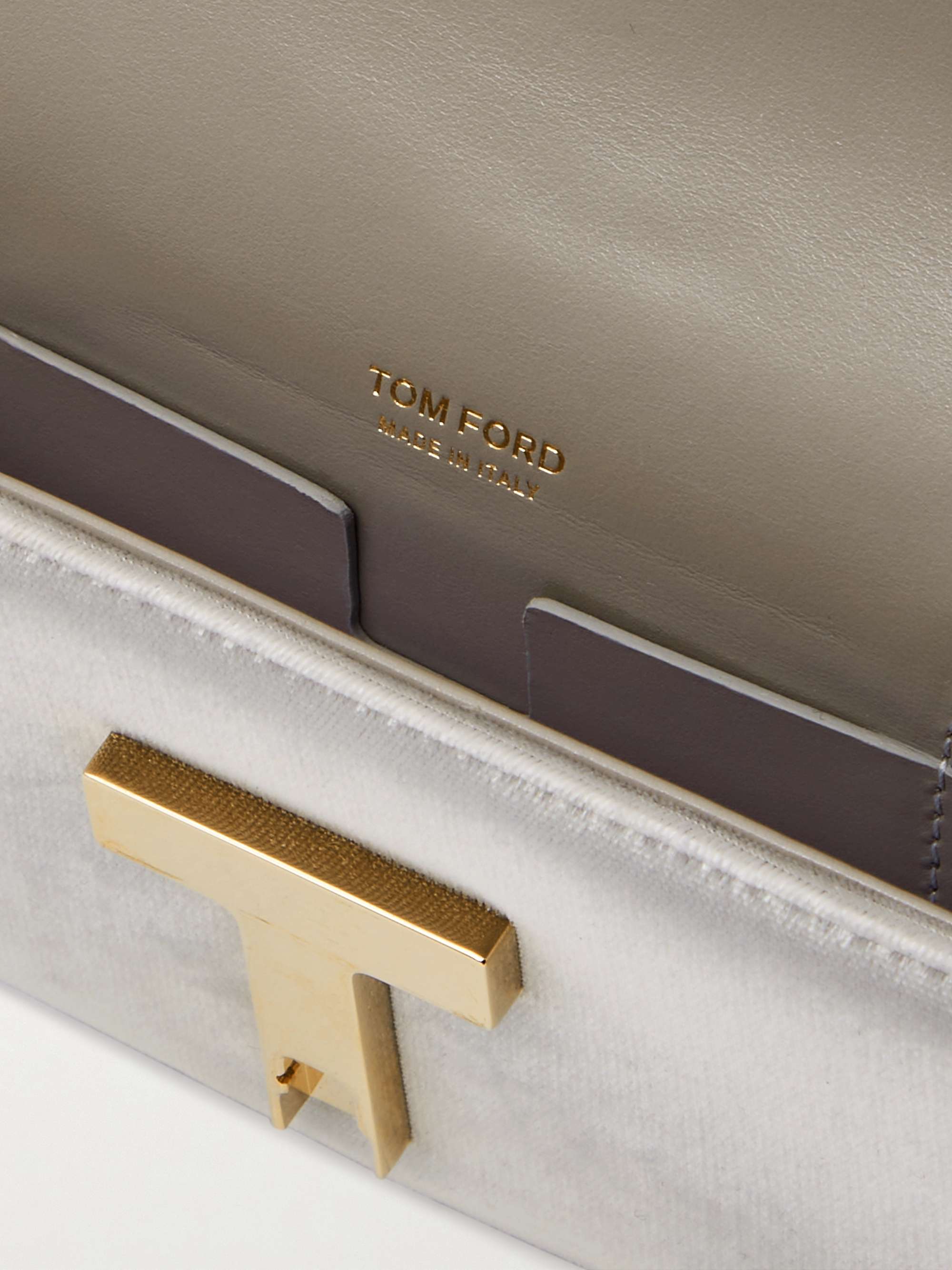 TOM FORD 