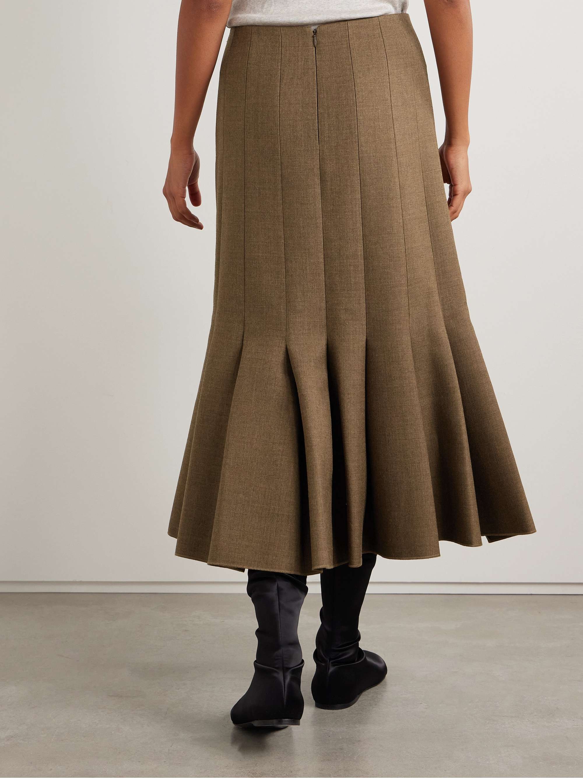 CARVEN 