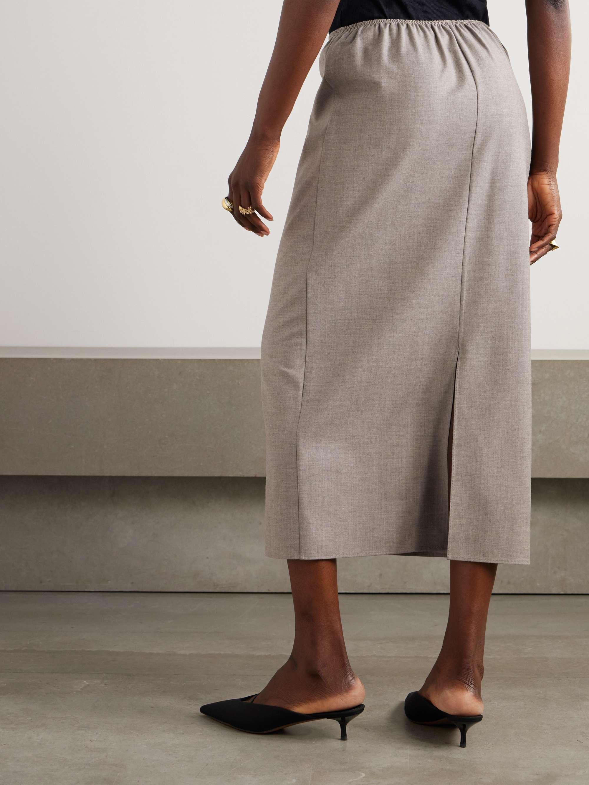 CARVEN 