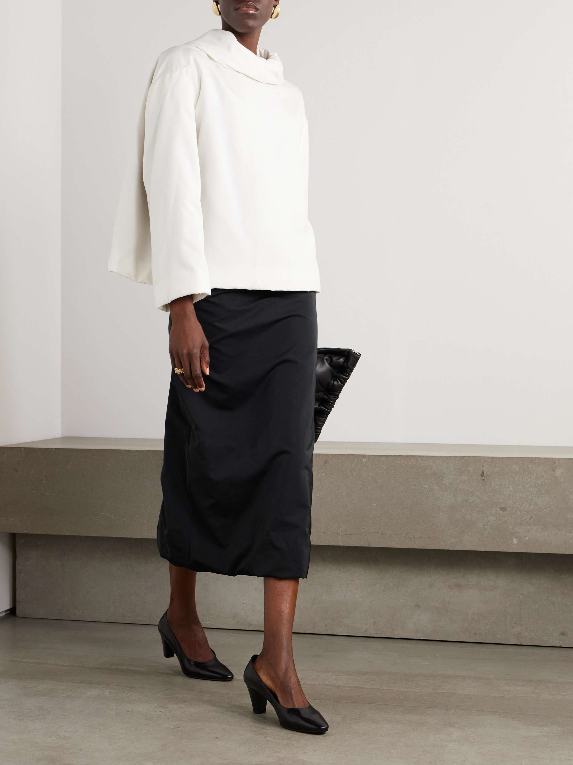 CARVEN 