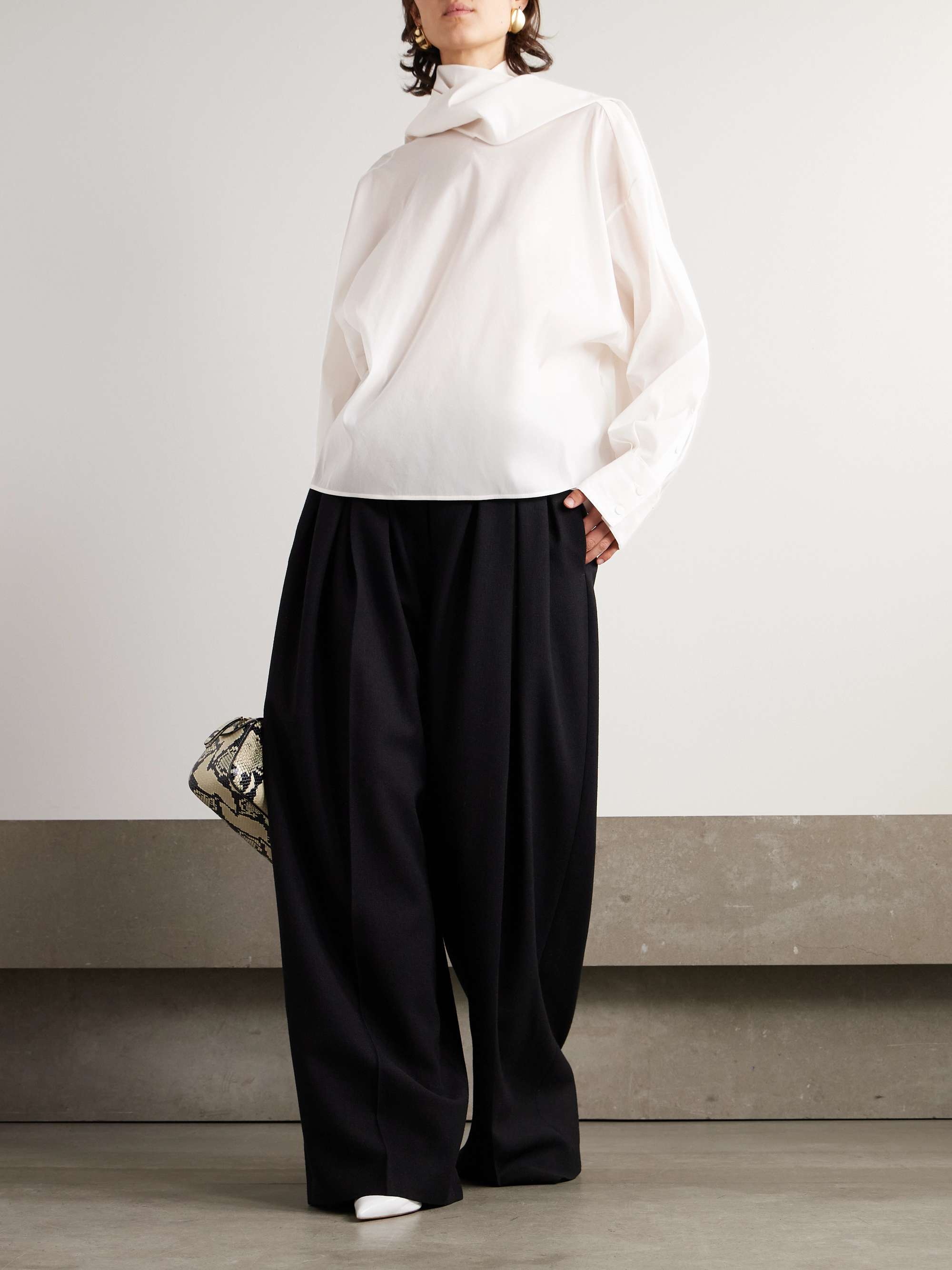 CARVEN 