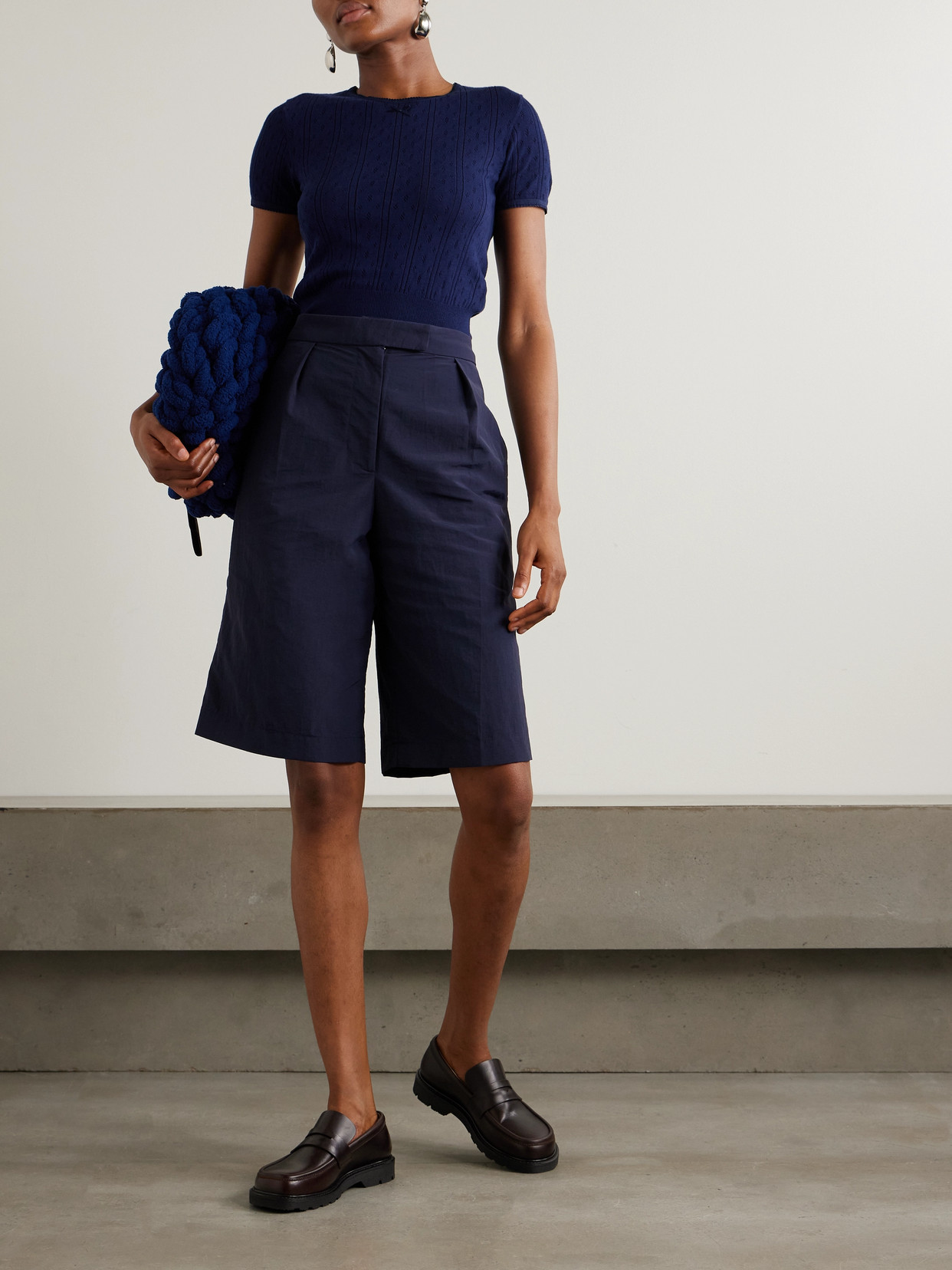 Jw Anderson Bow-detailed Pointelle-knit Cotton And Cashmere-blend Top In Blue