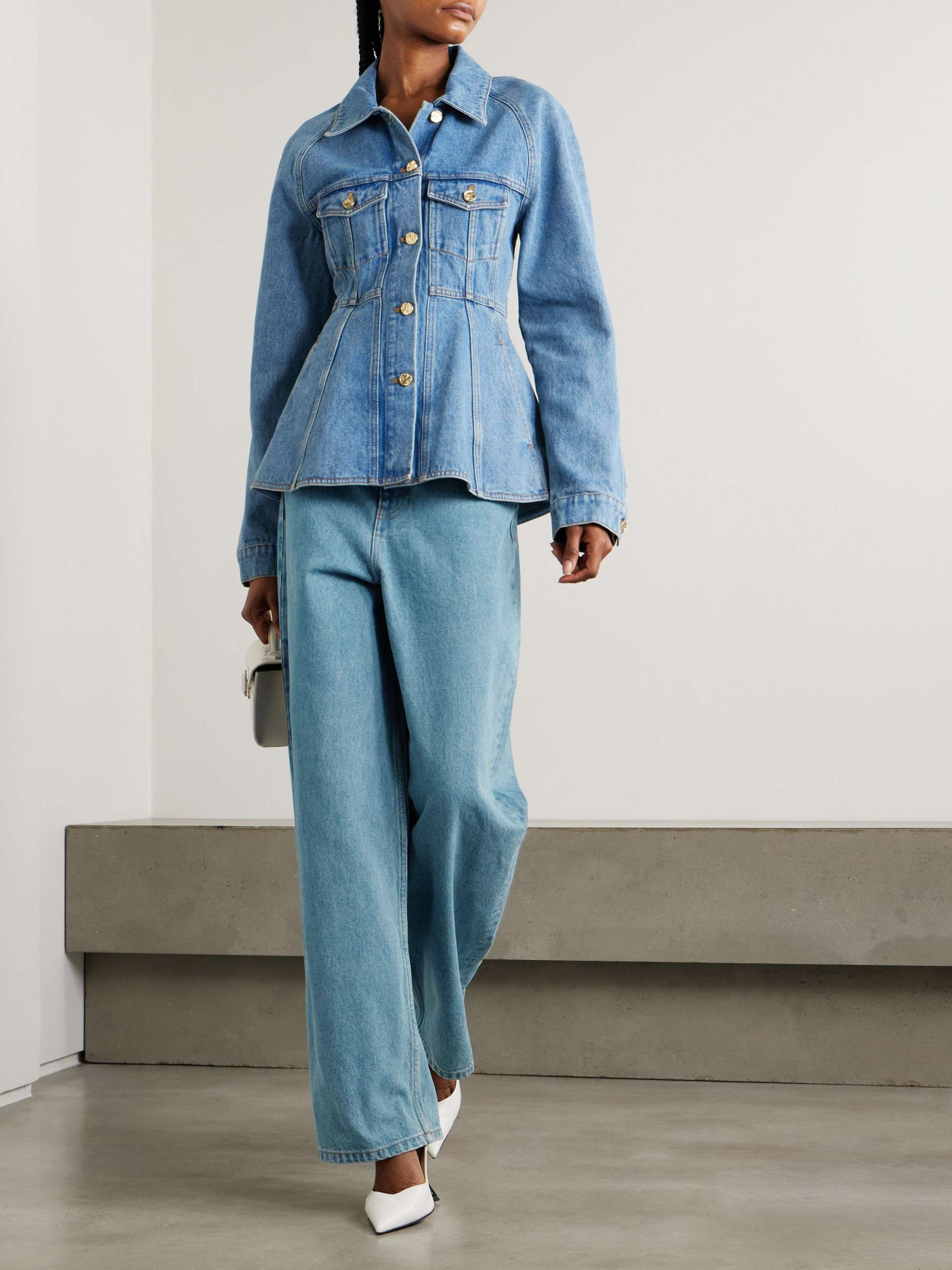 NINA RICCI 