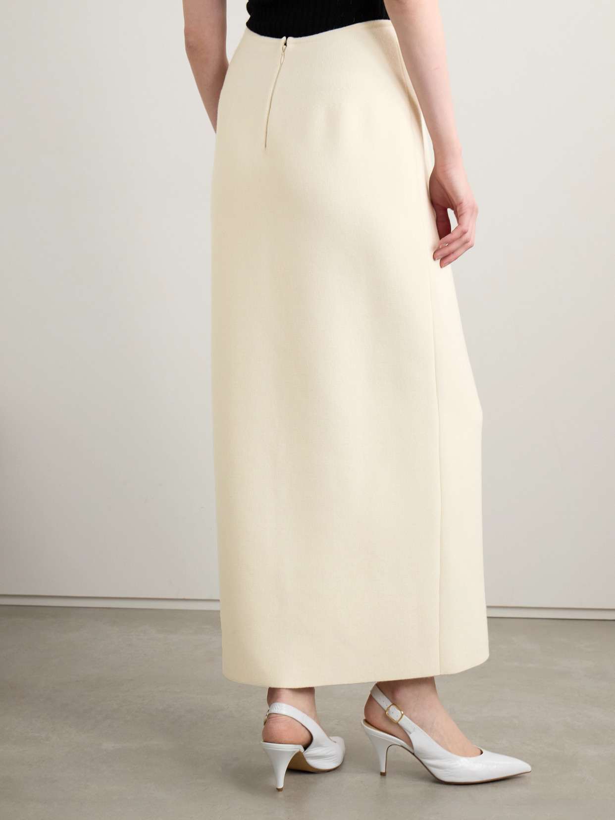 Gabriela Hearst Wolff Wool Maxi Skirt In Ivory