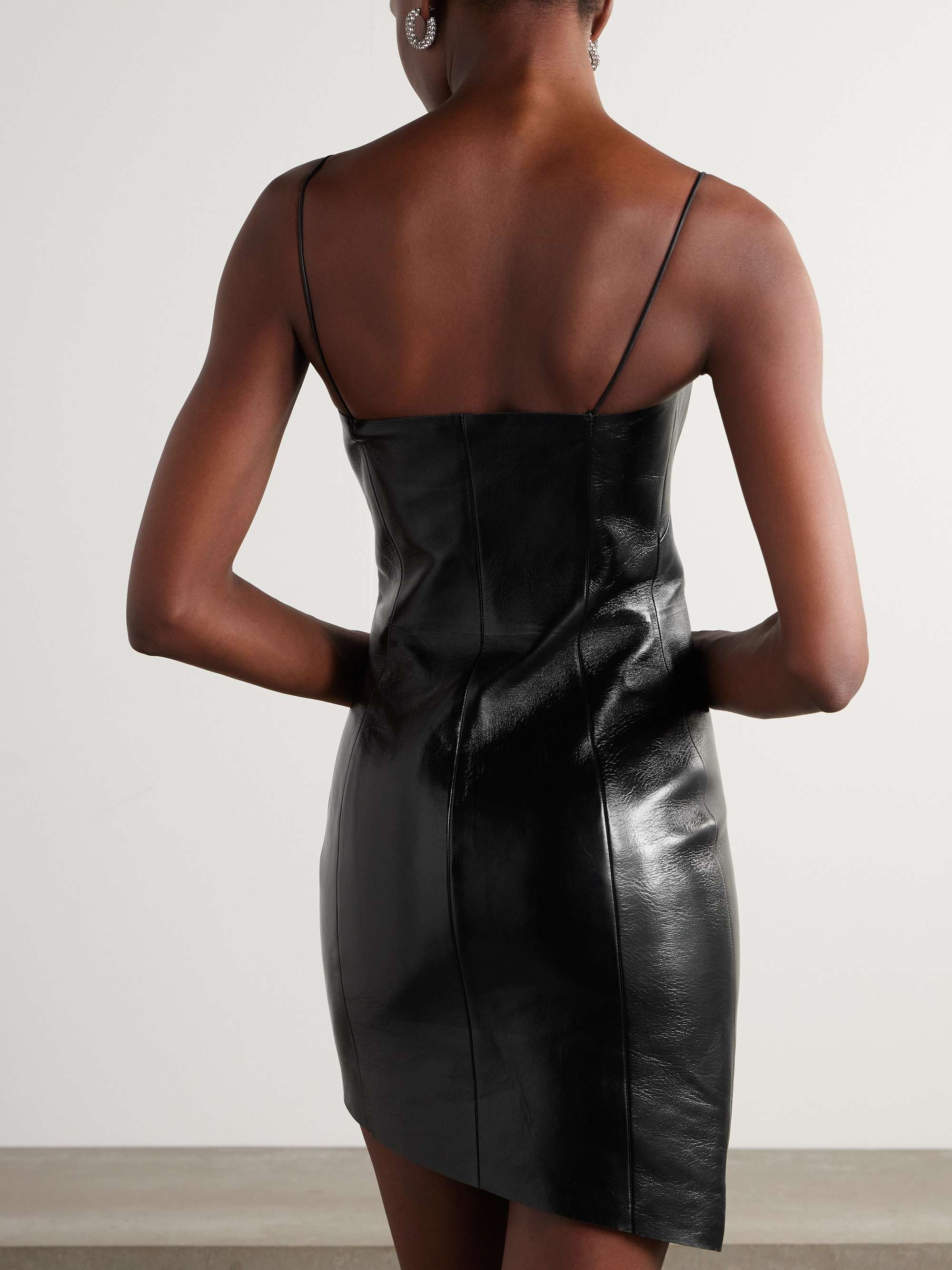 GIVENCHY 